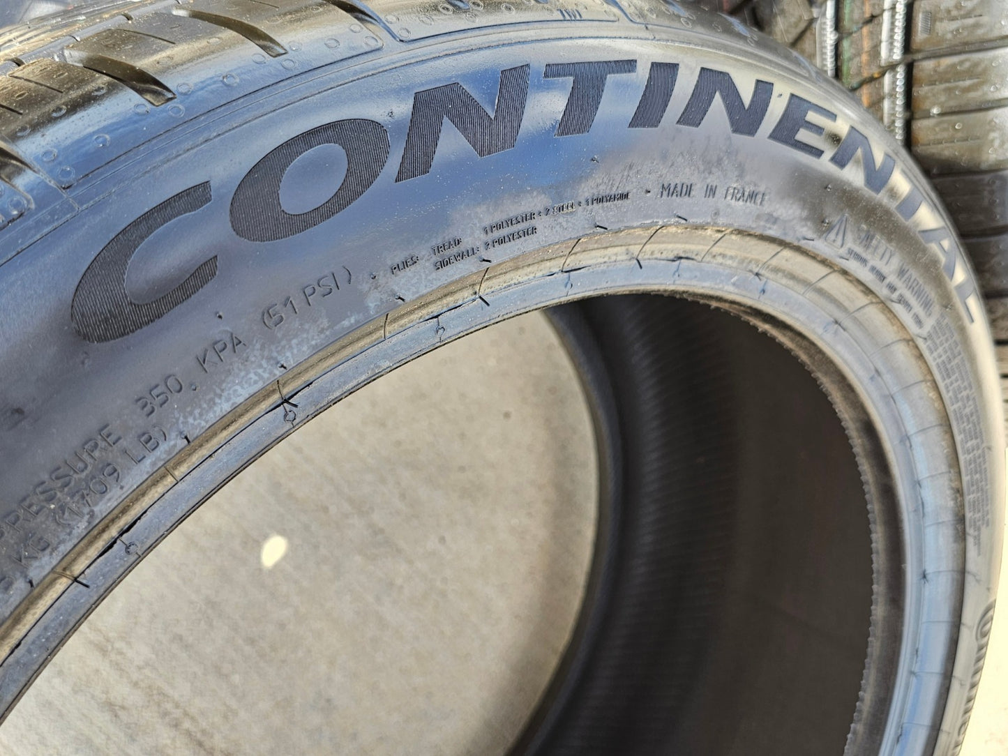 (2) 255/40/18 + (2) 285/35/18 Continental Extreme Contact tires 99Y M+S XL NEW