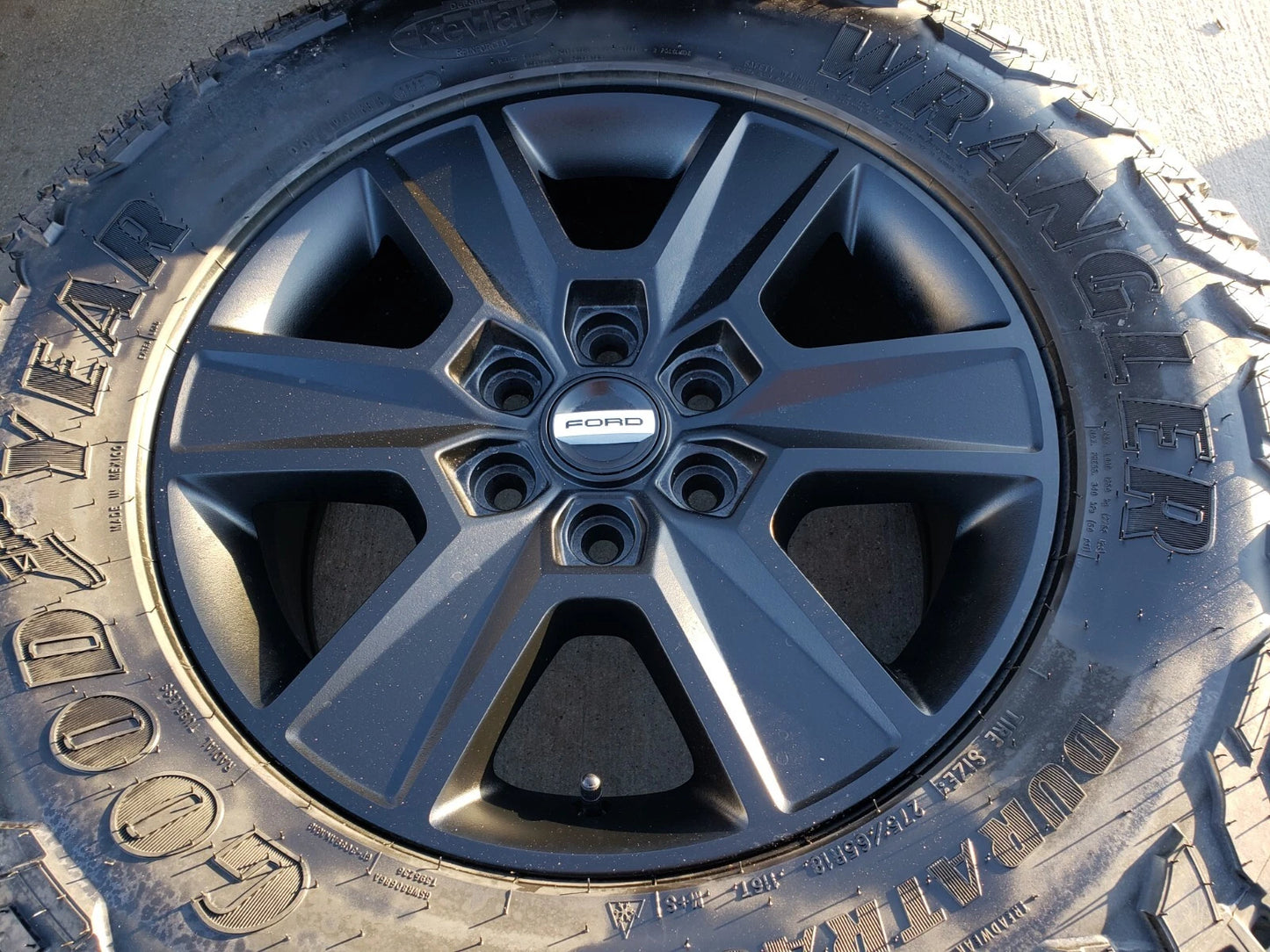 18" Ford F-150 Expedition OEM rims wheels 3997 3999 tires NEW DURATRAC R/T