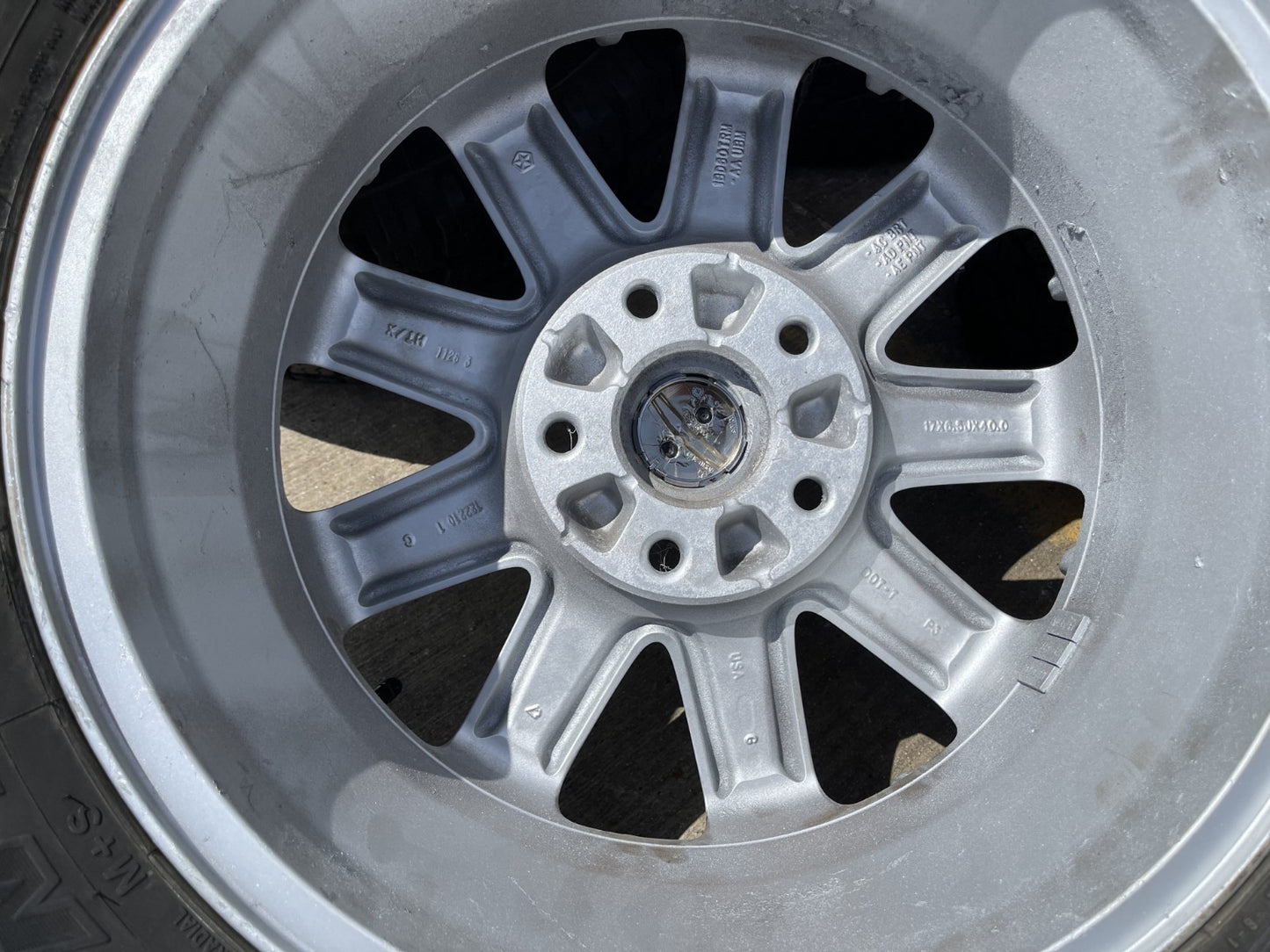 17" Jeep Grand Cherokee OEM wheels rims 2401 tires 2012 2015 2018 DISCOUNTED