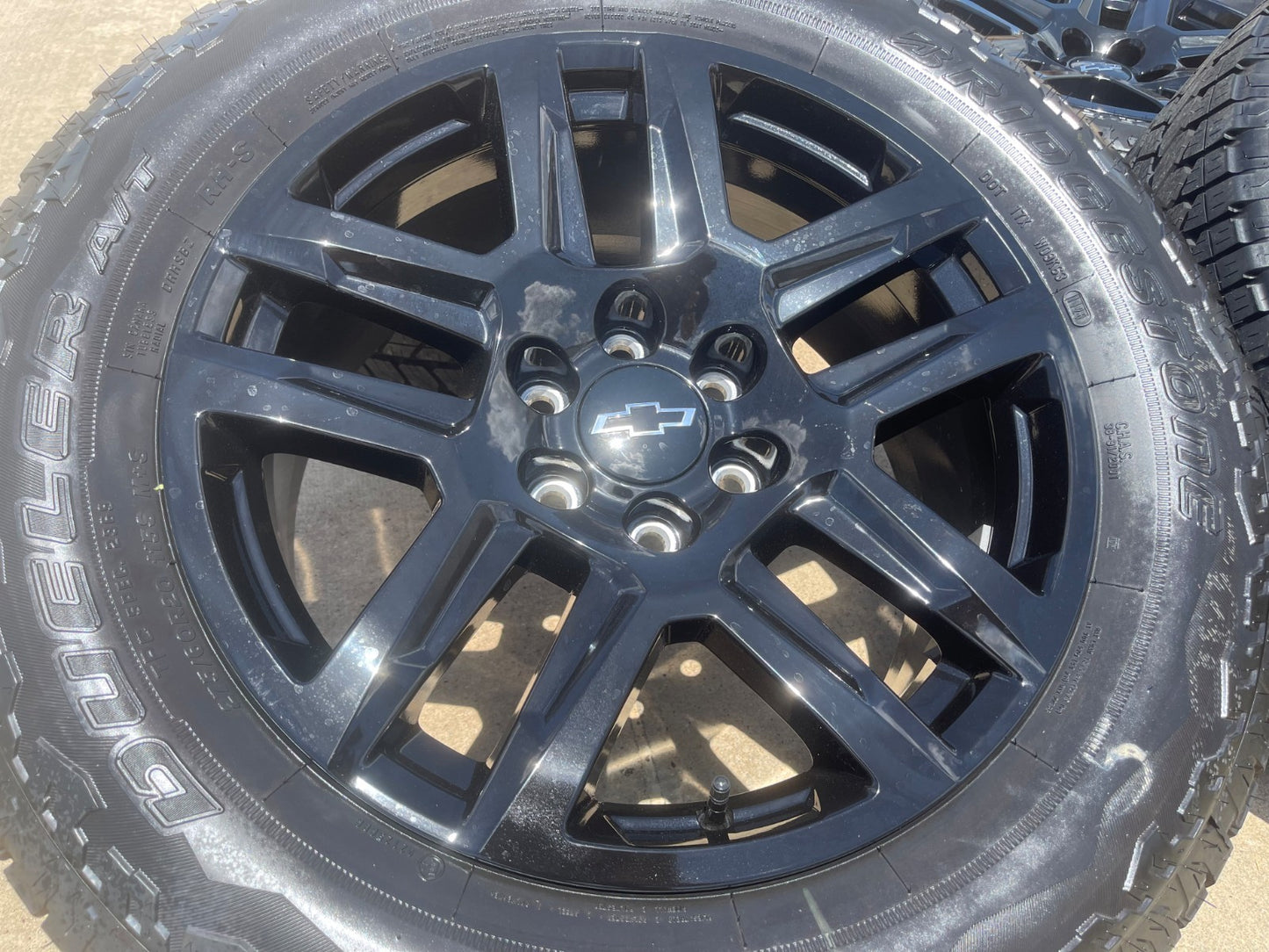 20" Chevy Silverado Tahoe Suburban ZR2 OEM SET wheels rims # 5913 1999-2027 NEW