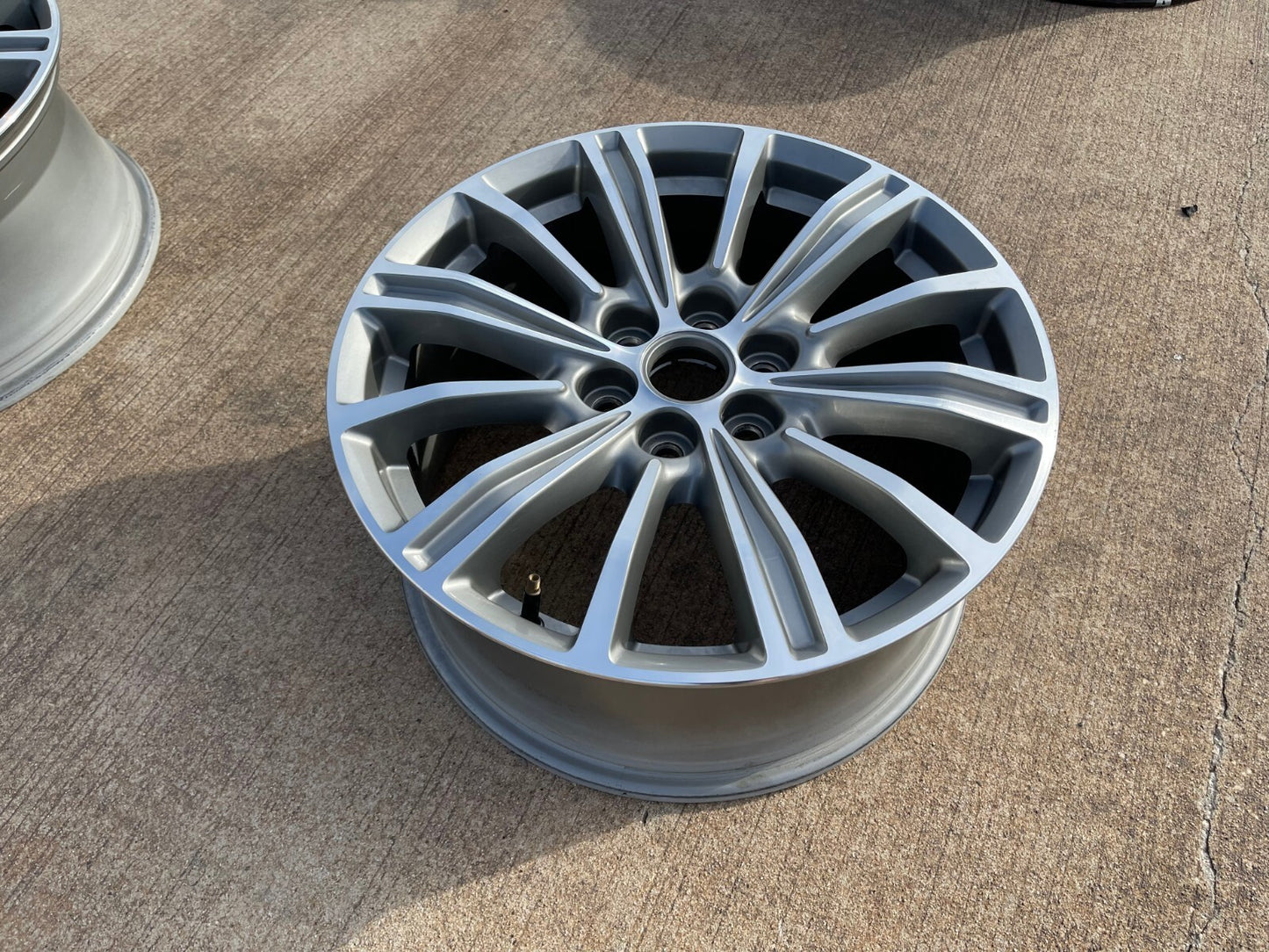 18" Cadillac XT6 XT5 SRX OEM wheel rim spare Blazer Acadia 4799 4798