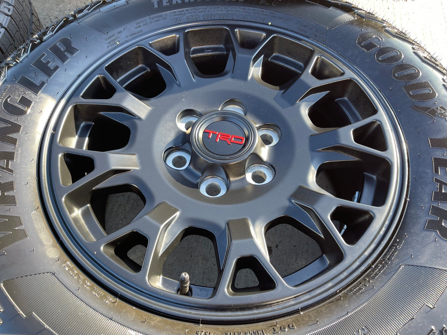 18" Toyota Tacoma 4Runner TRD Pro OEM 95973 wheels rims 2025 2026 GOODYEAR NEW