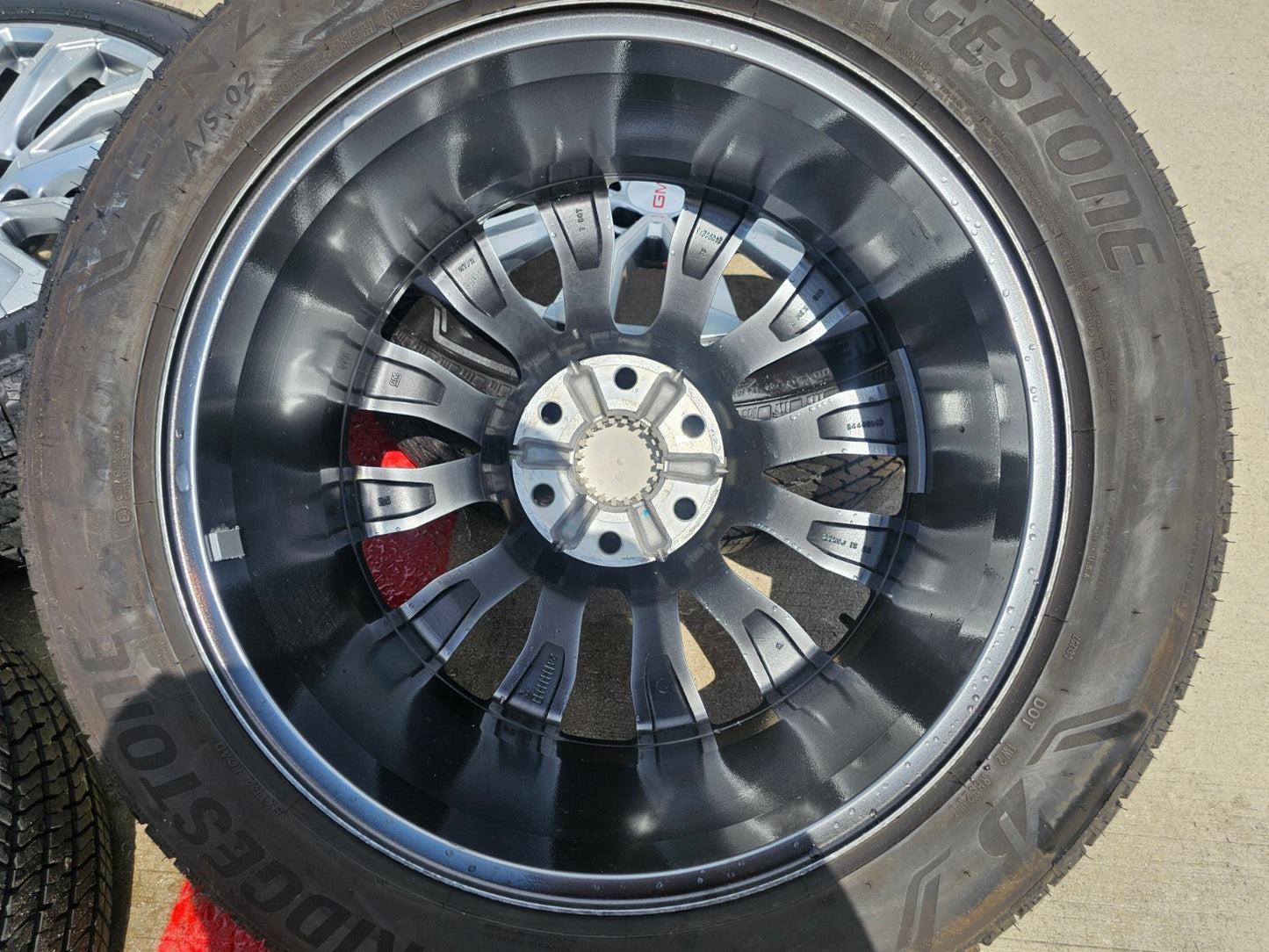 22" GMC Yukon Sierra DENALI OEM wheels rims 14025 97000 tires BRIDGESTONE SET