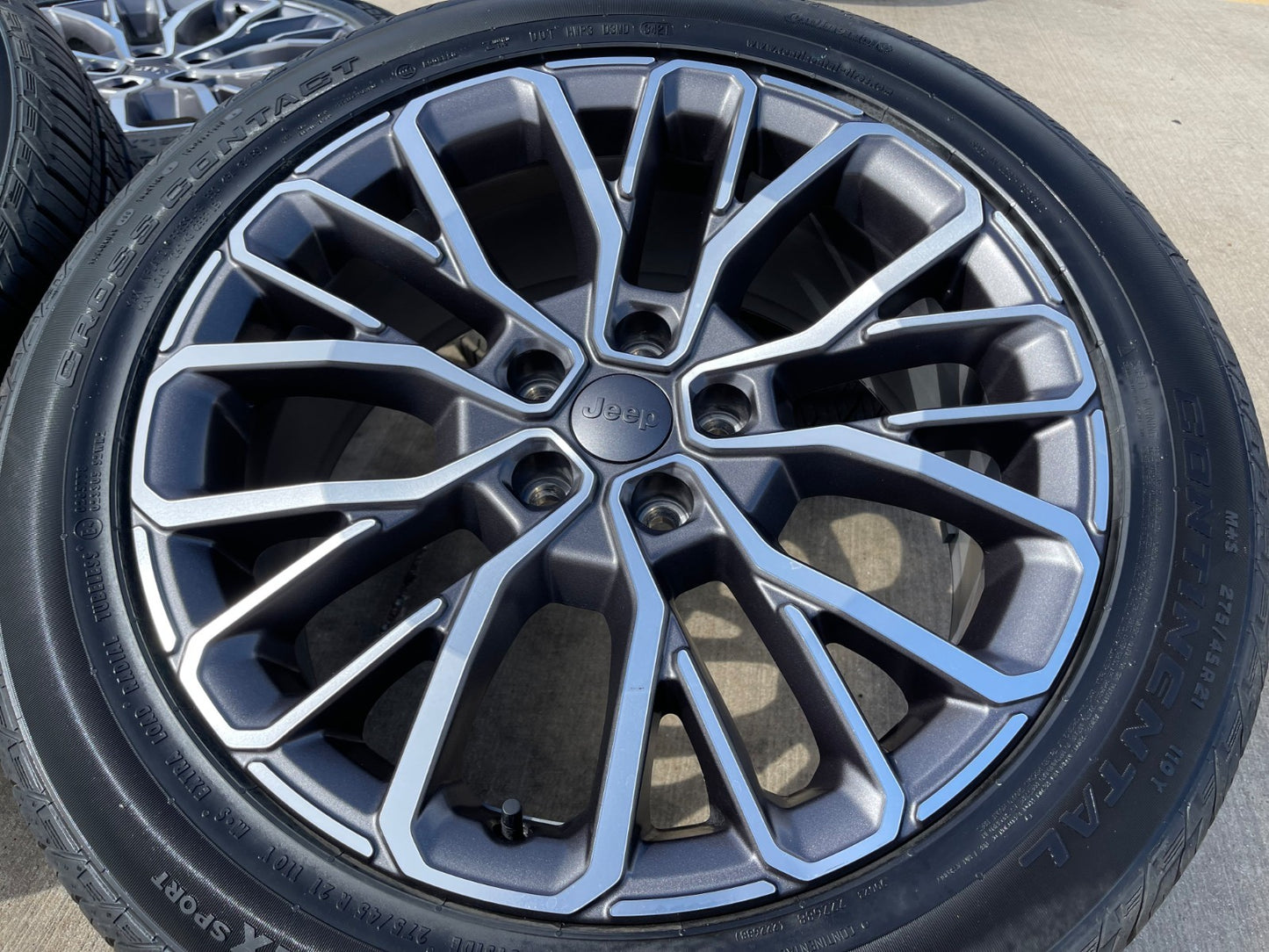 21" Jeep Grand Cherokee L OEM wheels rims 9290 Durango CONTINENTAL NEW