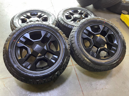 NEW 18" Kia Telluride X-PRO OEM wheels rims Sorento Sedona CONTINENTAL 2026 2027