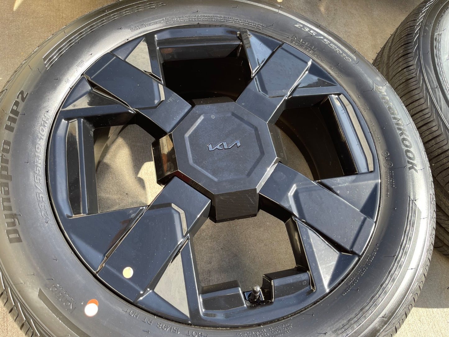 19" Kia Telluride OEM wheels rims Sportage Sorento Sedona SET 2025 2026 2027 NEW