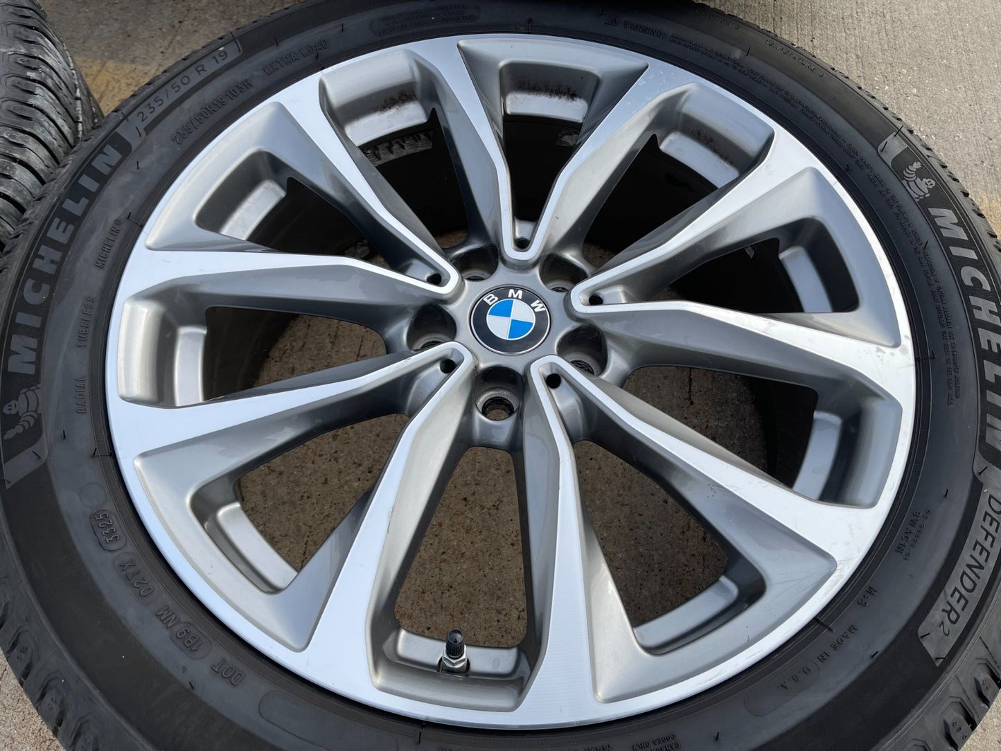 19" BMW X1 X2 X3 X4 OEM 86351 Series wheels rims tires MICHELIN DEFENDER 2