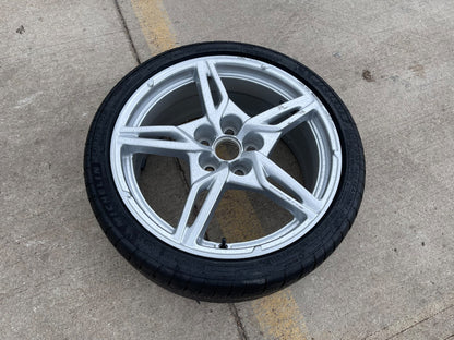 19" Chevy Corvette C8 OEM wheel rim 14007 96704 FRONT 2022 2023 2024 2025 2026