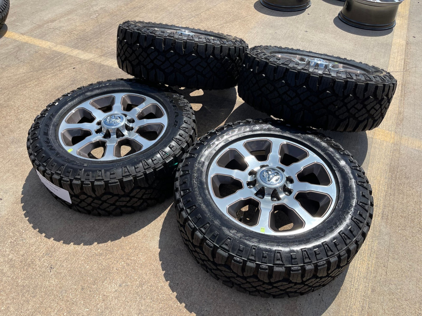 20" Dodge Ram 2500 3500 OEM wheels rims 2698 2699 tires 2023 2024 2025 2026 NEW