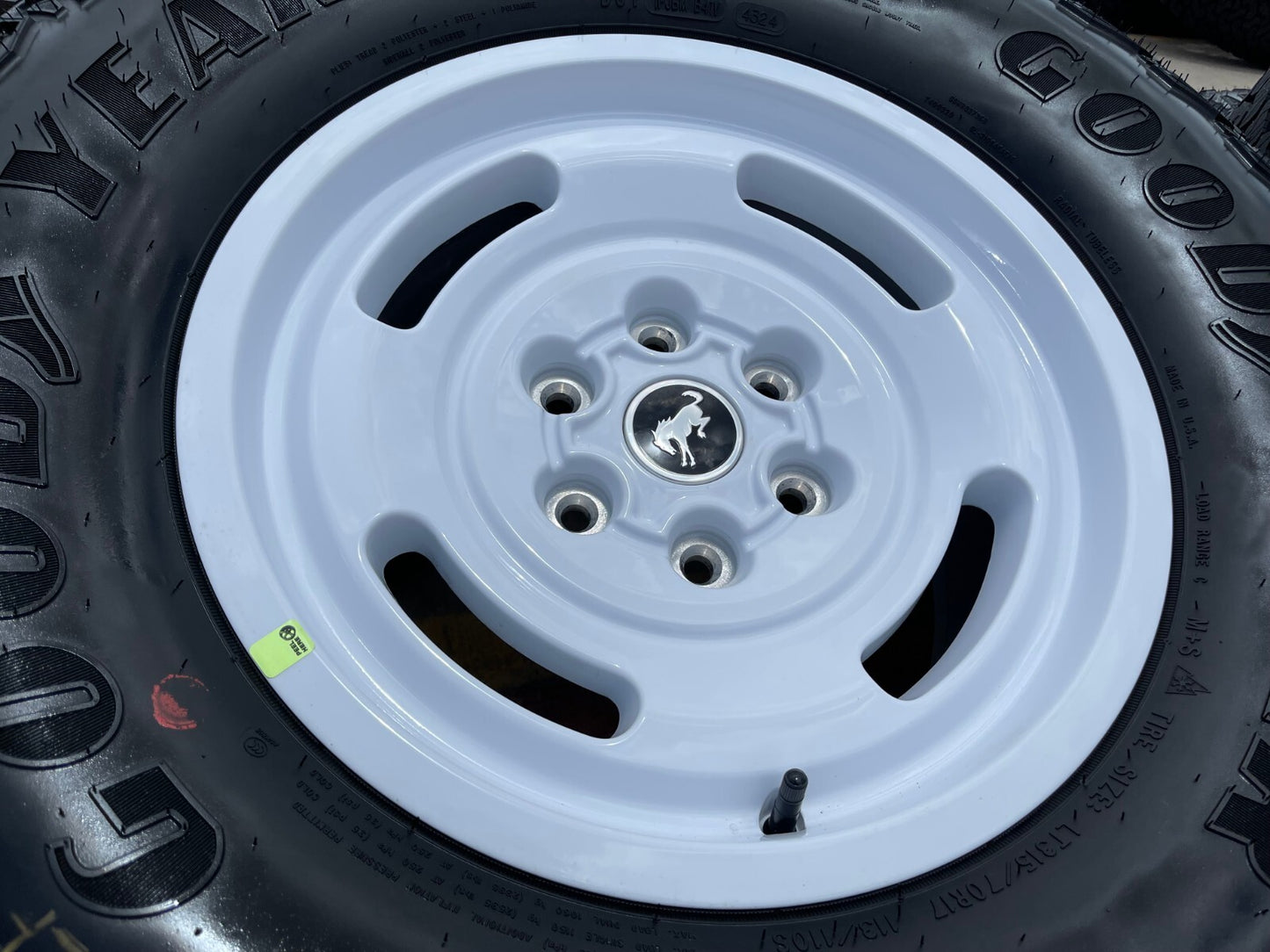17" Ford Bronco HERITAGE Limited Edition wheels rims white 2025 35" NEW