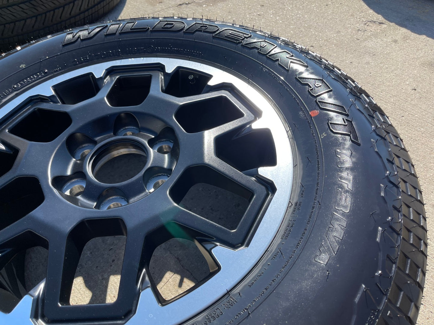 18" Toyota Tacoma 4Runner TRD OEM 94199 wheel rim tire 2024 2025 2026 NEW