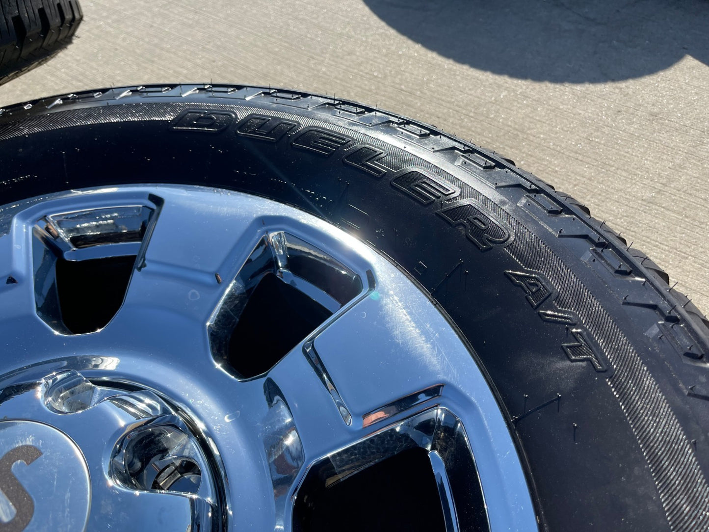 20" Ford F-250 F-350 OEM King Ranch 10295 25085 10552 wheels rims 2025 2026