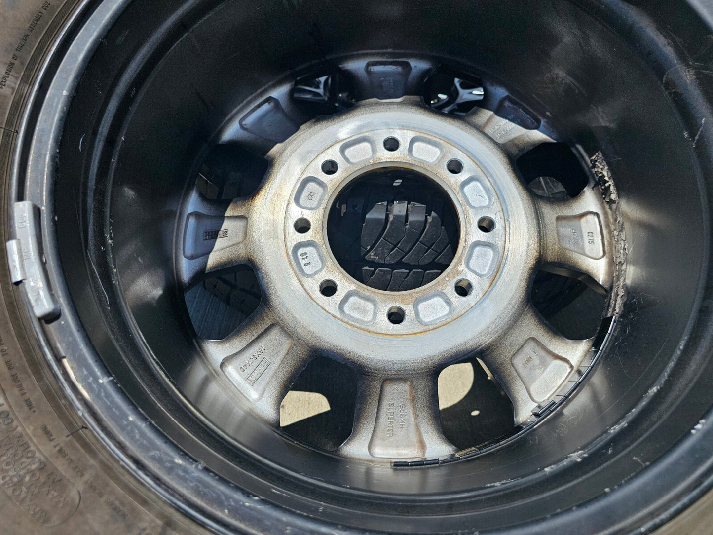 18" Ford F-250 F-350 OEM rims wheels 10097 tires MICHELIN