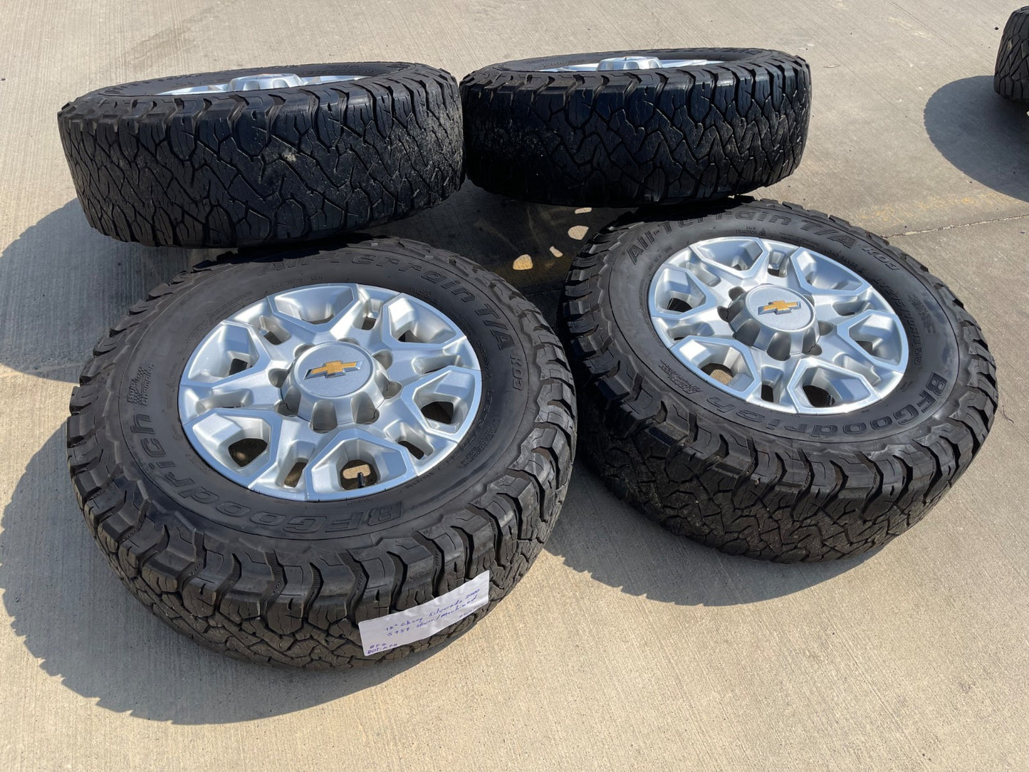 18" Chevy Silverado 2500 3500 OEM 5959 wheels rims tires SET BFG KO3 A/T