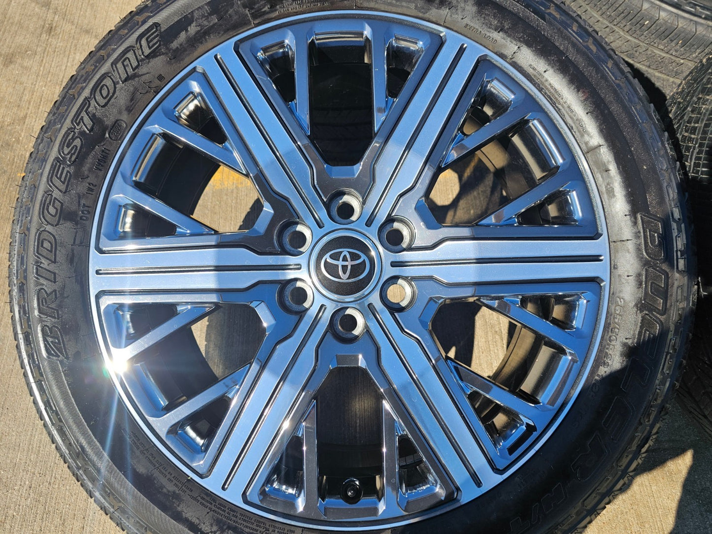 22" Toyota Tundra Sequoia OEM wheels rims 75282 Land Cruiser GX550 CAPSTONE