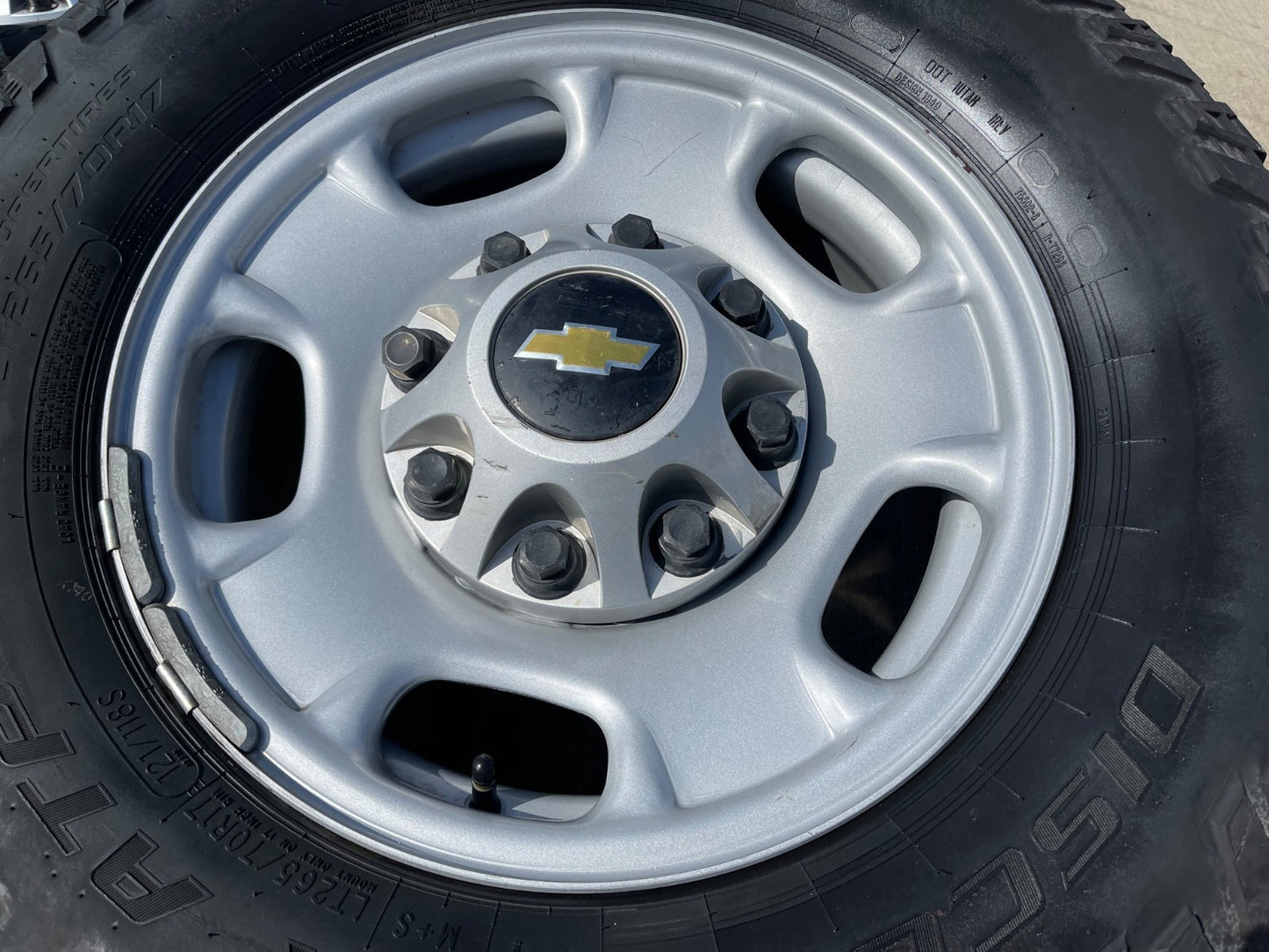 17" Chevy Silverado GMC Sierra 2500 OEM 8095 wheels rims FIRESTONE TRANSFORCE AT