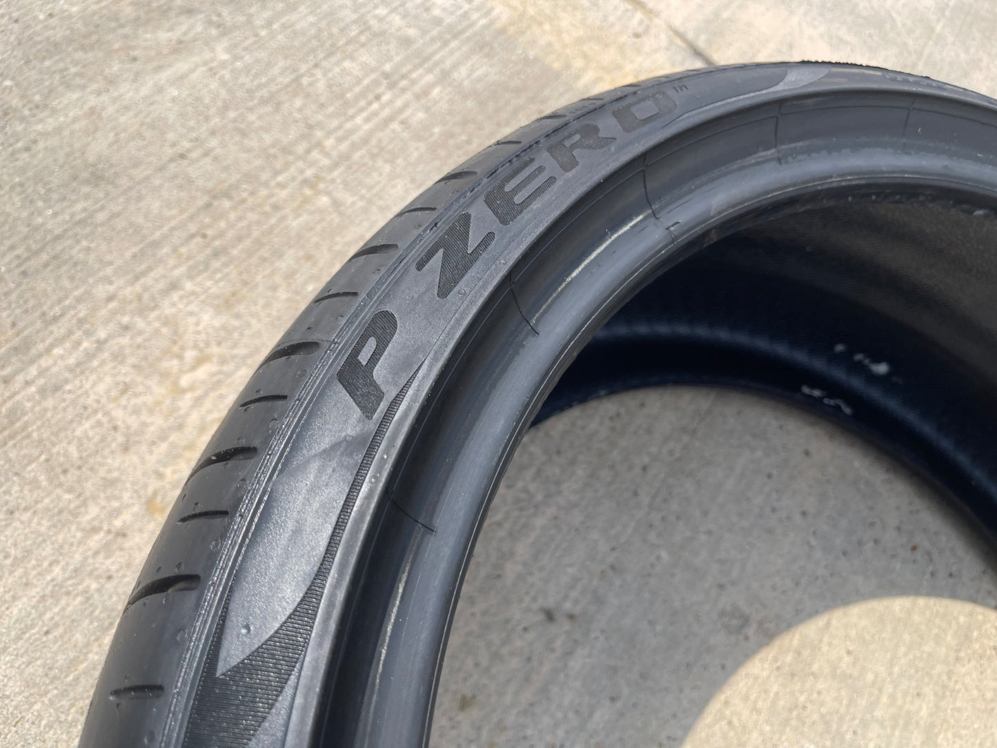 (1) 245/35/20 Pirelli P Zero tire 91Y M+S 245/35r20 NA1 NEW TAKE OFF!