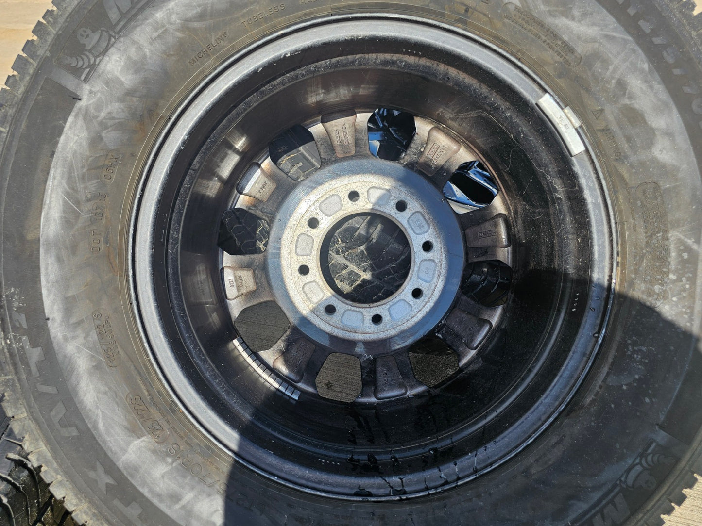 18" Ford F-250 F-350 TREMOR OEM rims wheels 10097 MICHELIN A/T2 SET