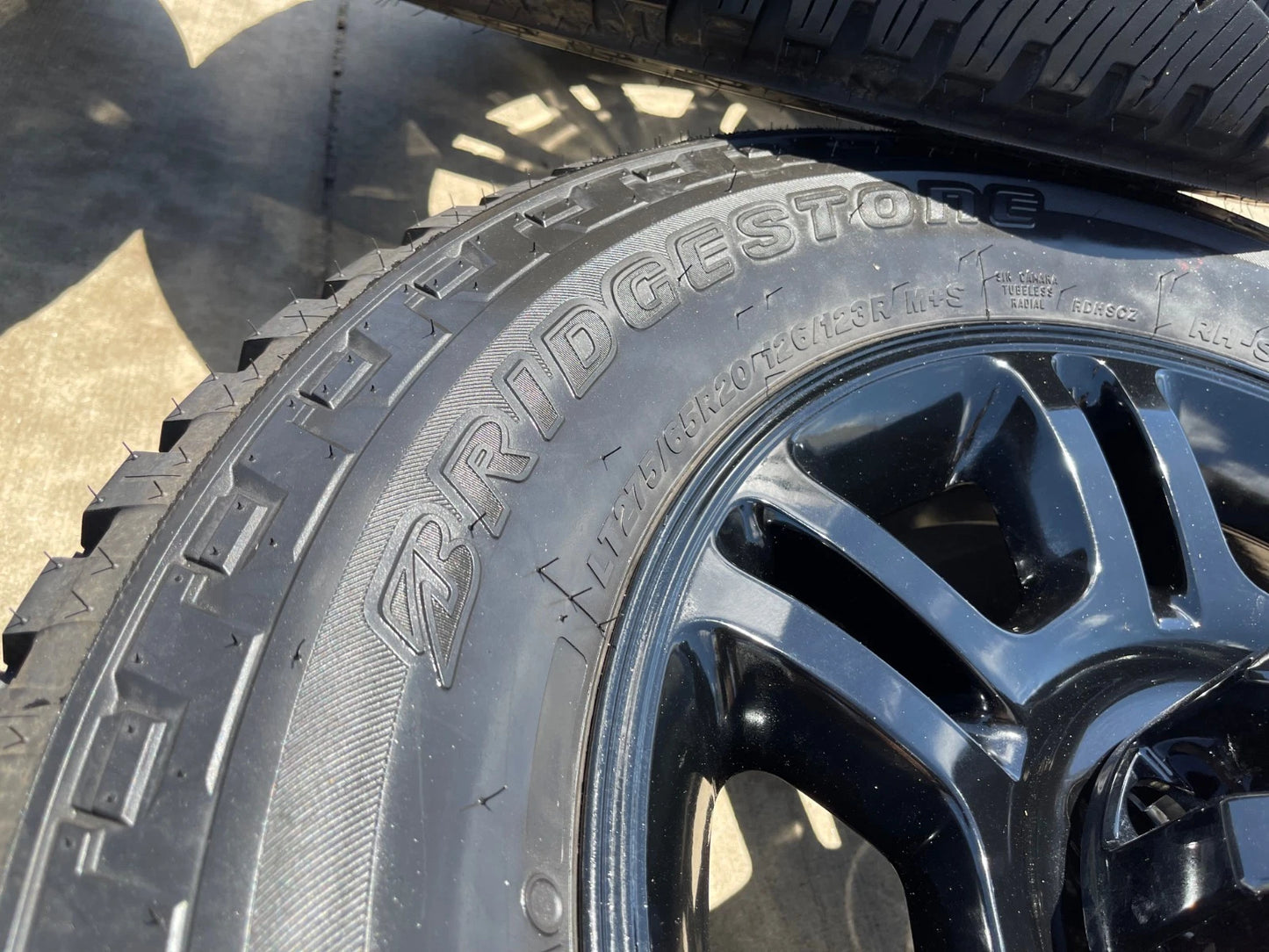 20" Ford F-250 F-350 OEM 3951 3845 Lariat rims wheels tires NEW