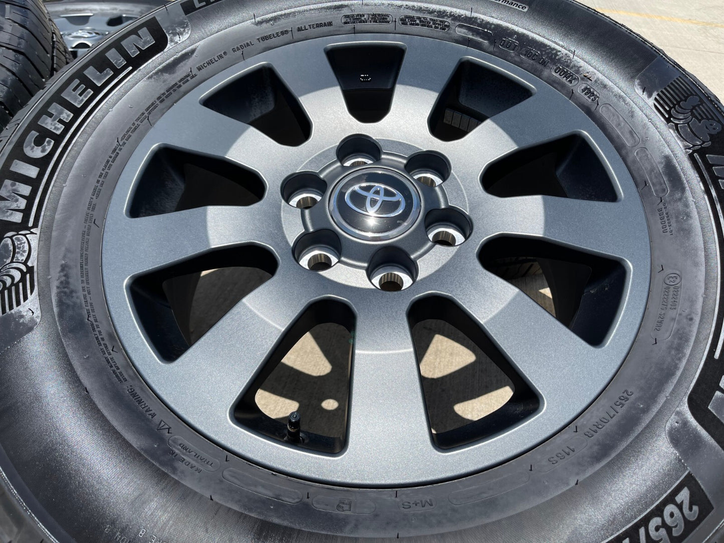 18" Toyota Land Cruiser OEM TRD wheels rims 95952 Tundra Sequoia MICHELIN