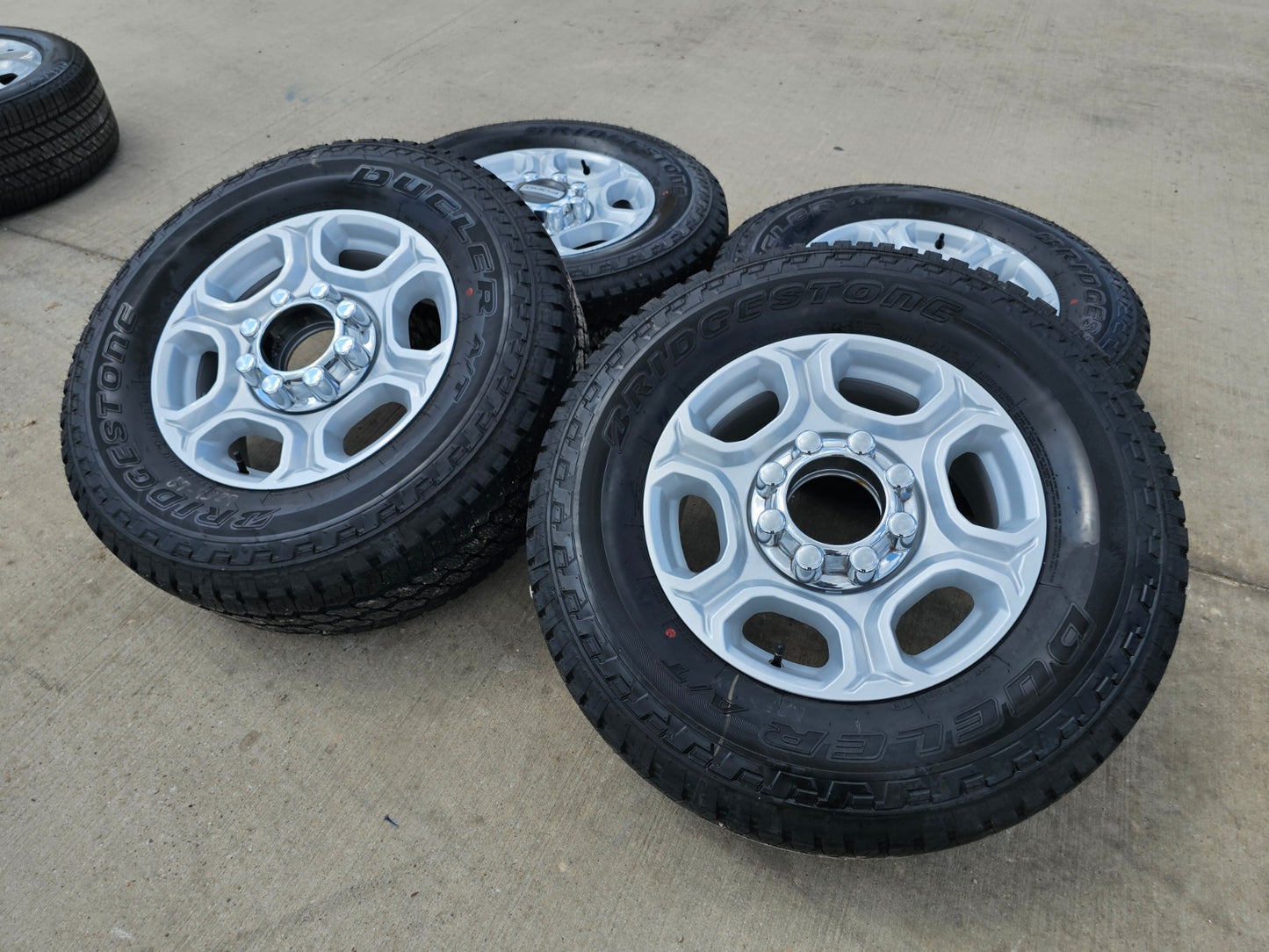 18" Ford F-250 F-350 Lariat FX-4 OEM 10479 wheels rims 2024 2025 2026 2027 NEW