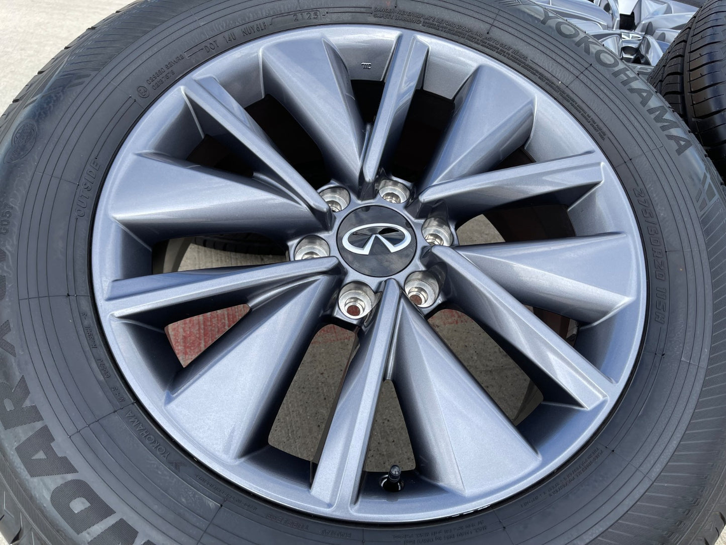 20" Infiniti QX56 QX80 OEM wheels rims Nissan Titan Armada tires NEW 2025 2026