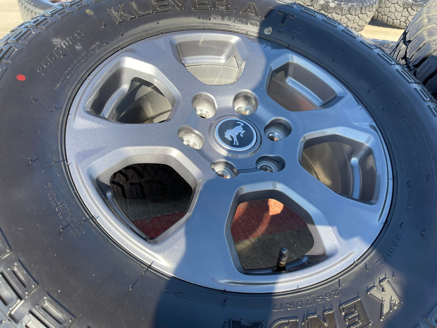 17" Ford Bronco Big Bend wheels rims 10384 OEM Ranger tires KENDA