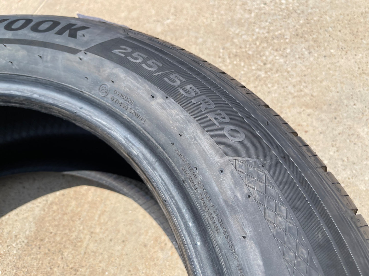 (1) 255/55/20 Hankook Dynapro HPX A/S tire 255/55R20 110V M+S