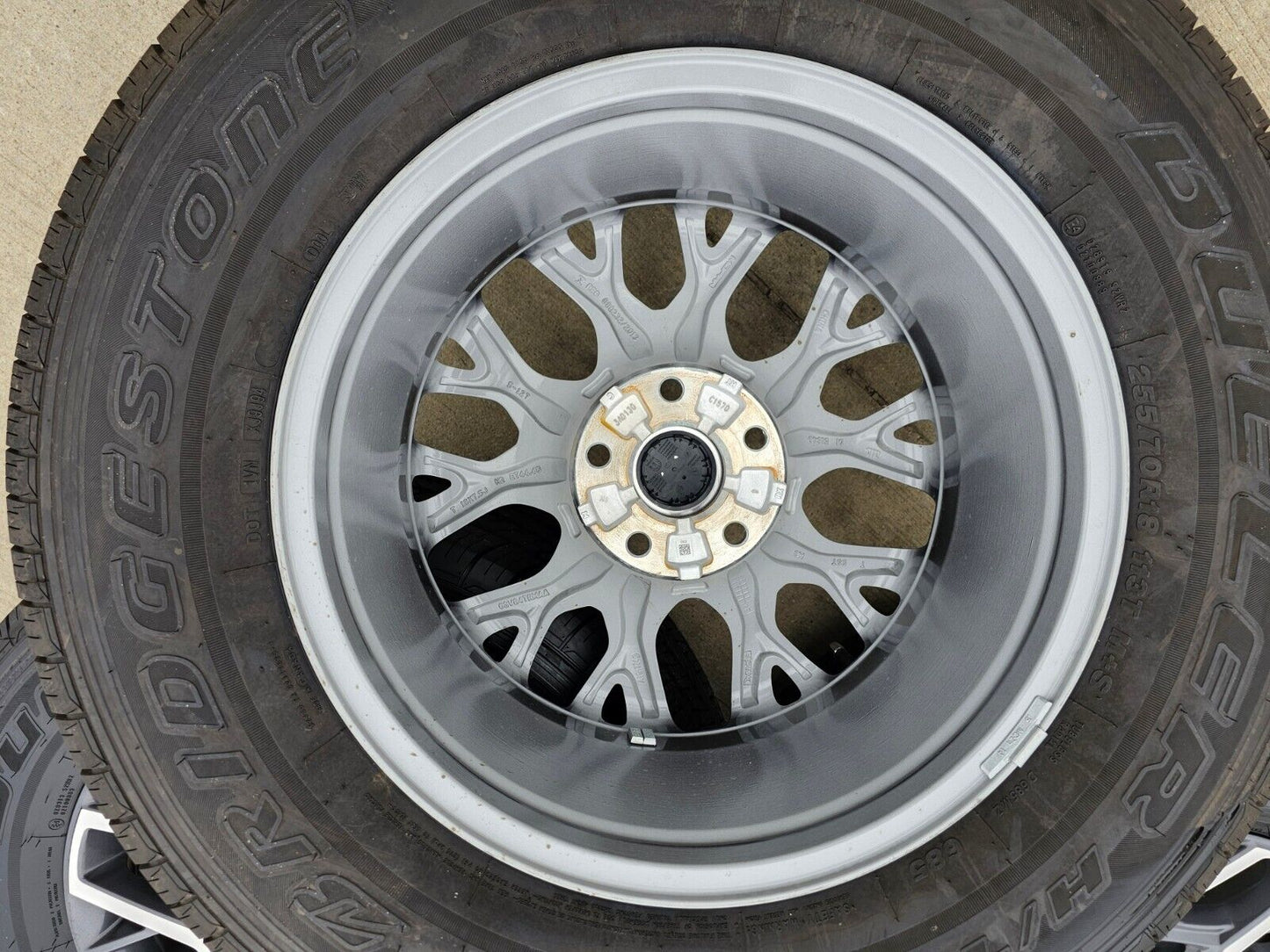 18" Jeep Wrangler Grand Cherokee Gladiator OEM wheels rims tires 2024 2025 NEW