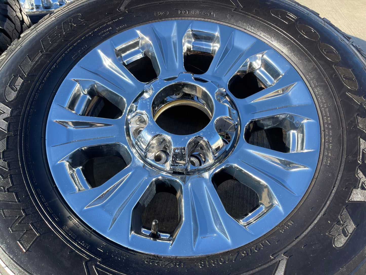 18" Ford F-250 F-350 OEM rims wheels 10097 tires GOODYEAR A/T