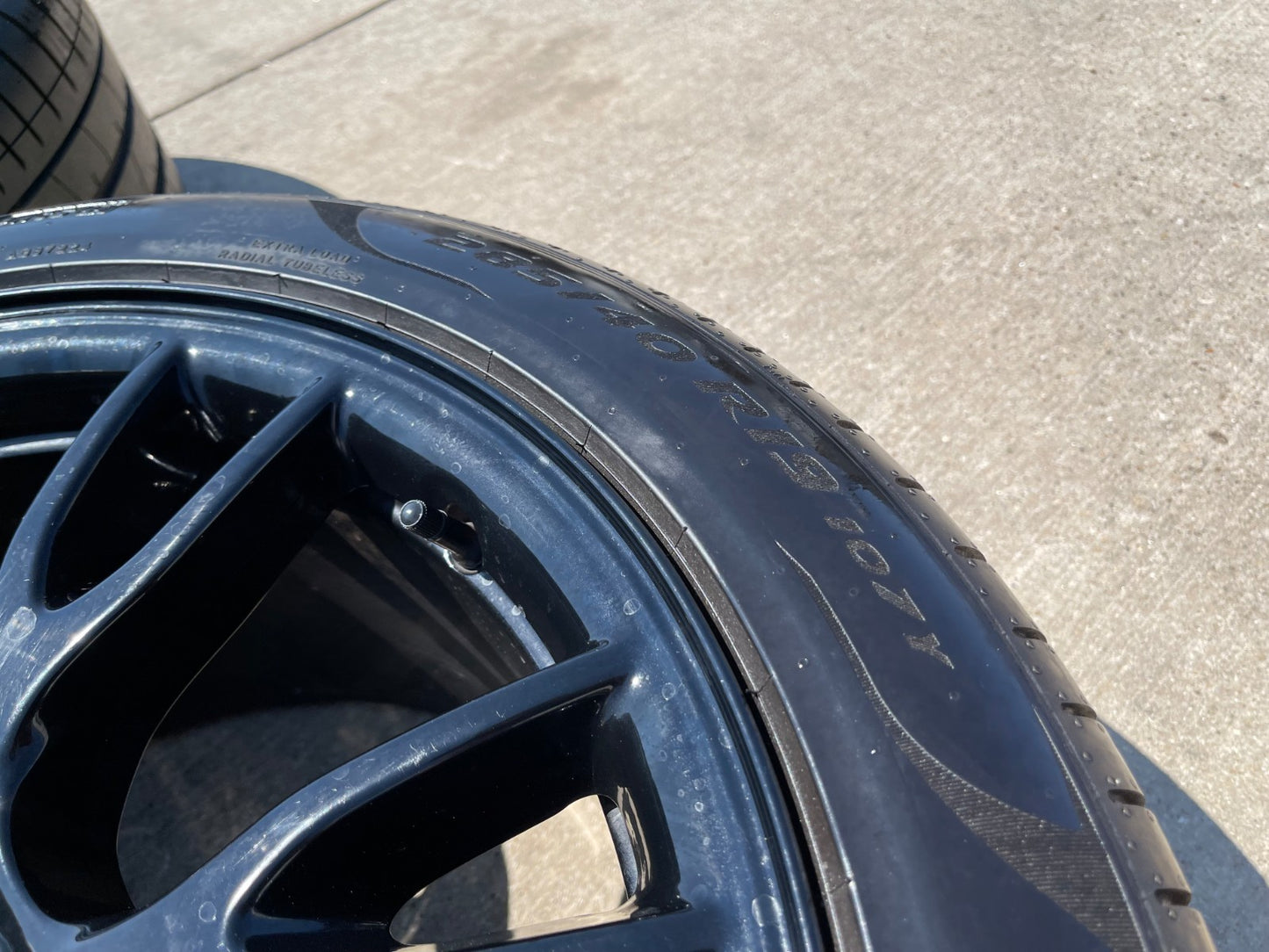19" Tesla Model Y Gemini OEM 190256 wheels rims 2022 2023 2024 2025 2026 PIRELLI