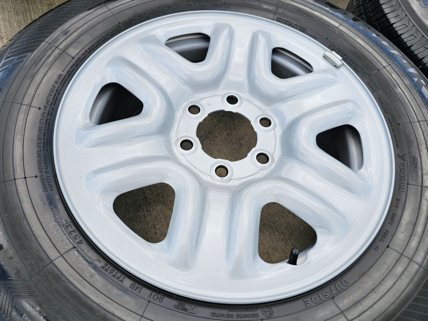 18" Toyota Tundra TSS TRD OEM wheels rims Sequoia LX600 99083 75275