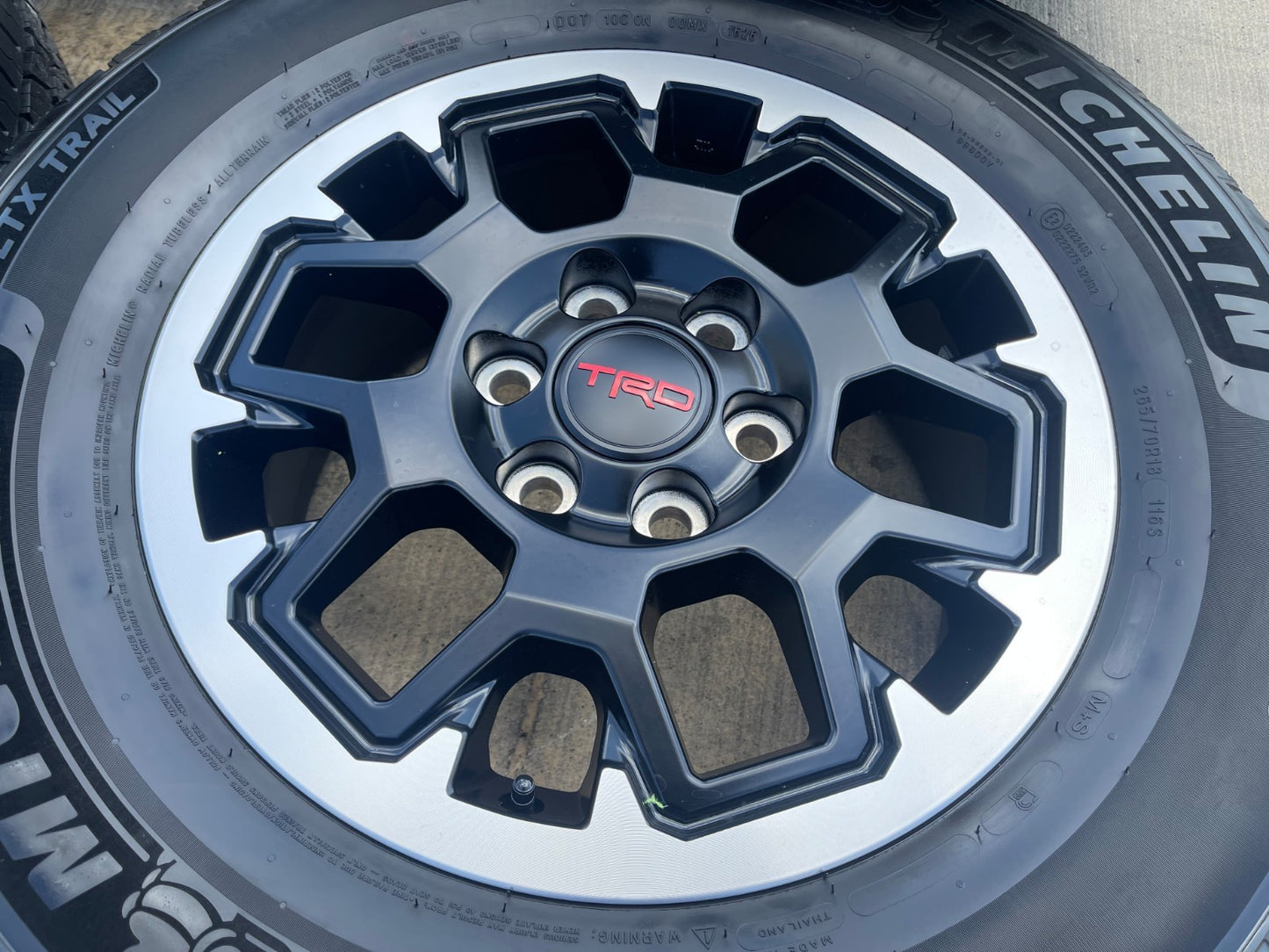 18" Toyota Tacoma 4Runner TRD OEM 94199 wheels rims 2025 2026 2027 MICHELIN NEW