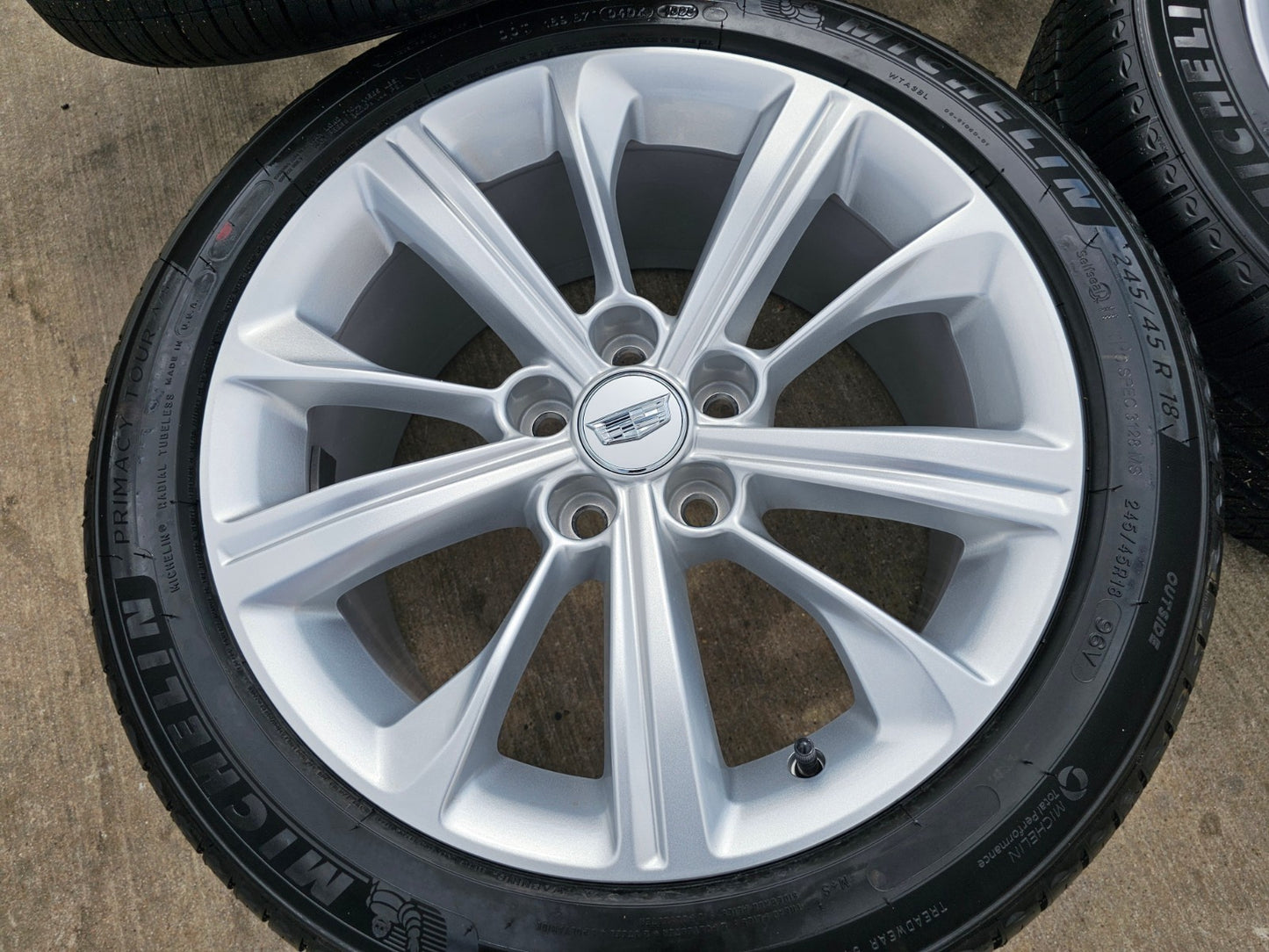 18" Cadillac CT5 Platinum OEM 94114 wheels rims 2023 2024 2025 NEW MICHELIN
