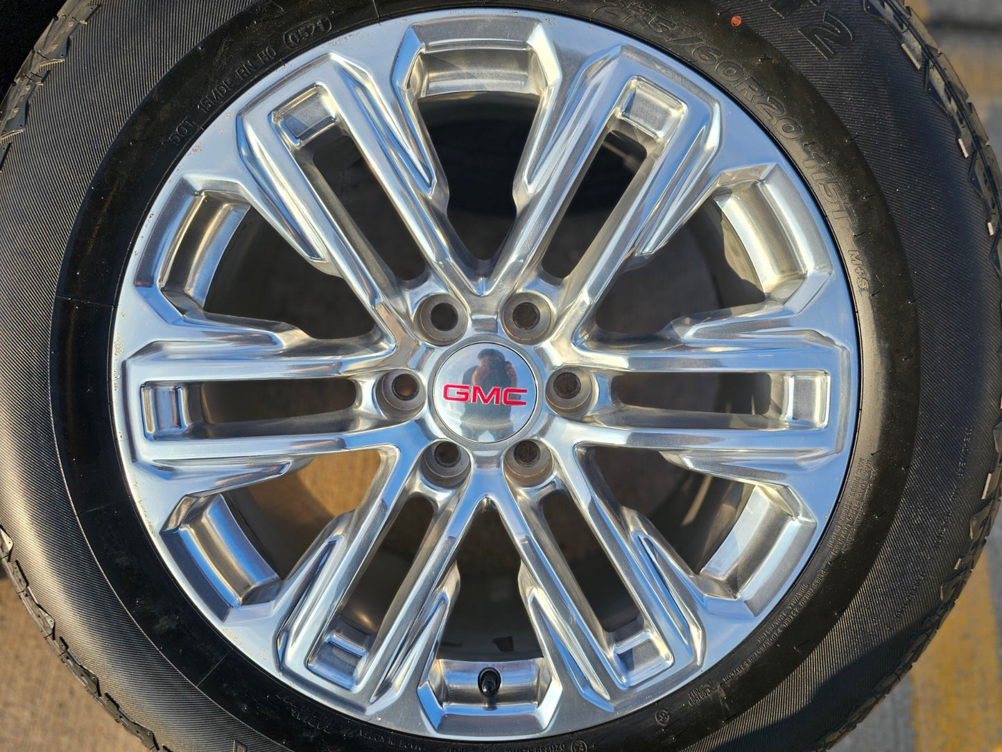 20" GMC Yukon Sierra Tahoe Silverado OEM 2120 14024 wheels rims tires