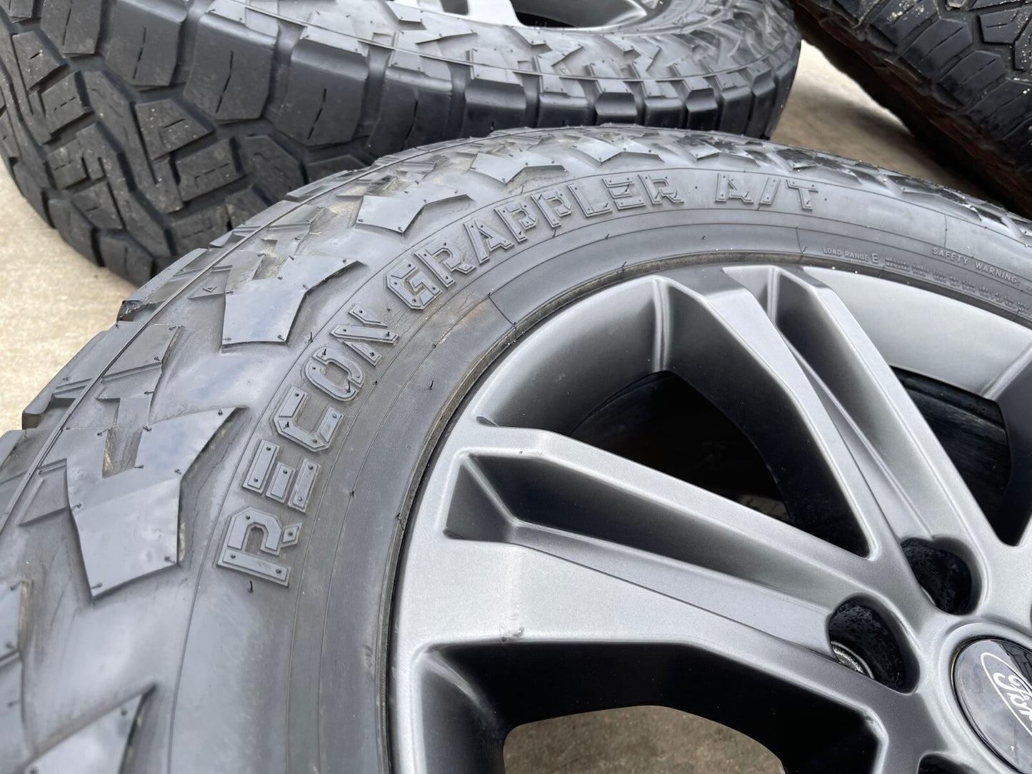 20" Ford F-150 FX-4 PLATINUM OEM rims wheels 10344 Expedition RECON GRAPPLER