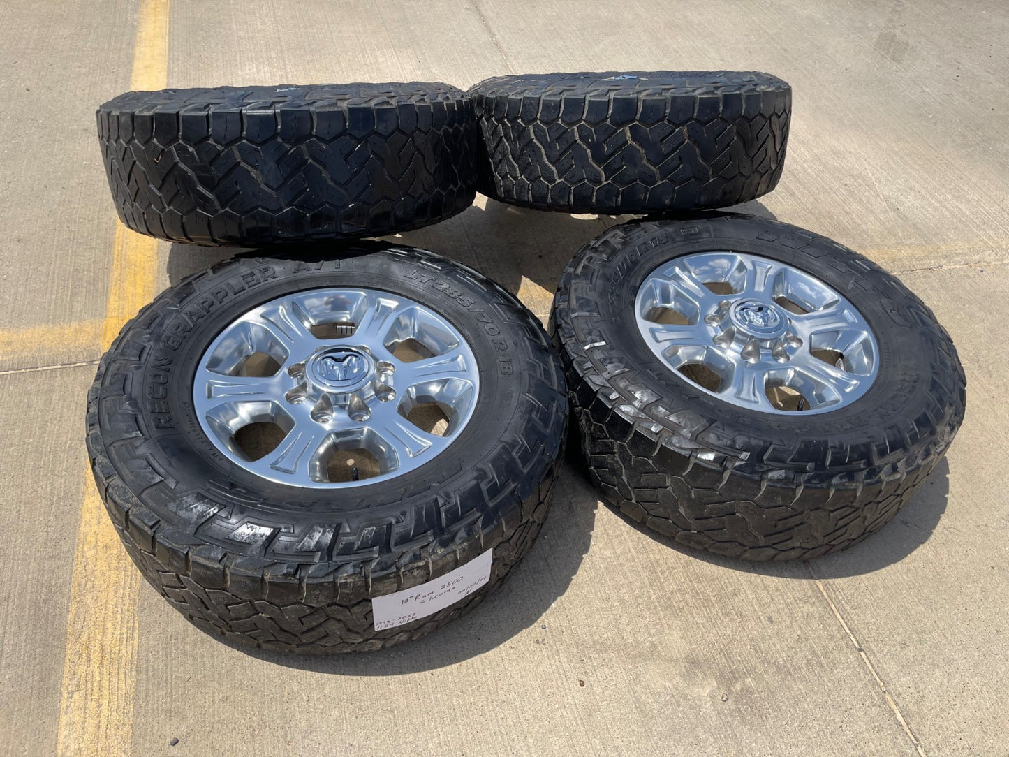 18" Ram 2500 3500 Laramie Power Wagon OEM wheels rims 2692 SET NITRO 34"