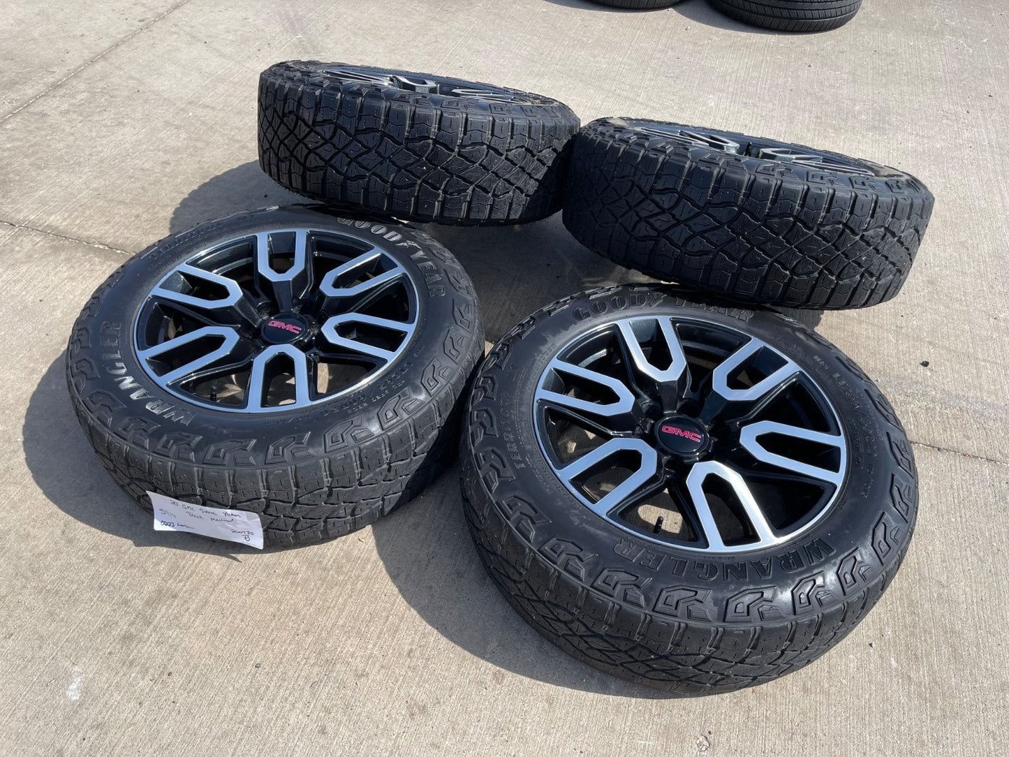 20" GMC Sierra Yukon AT4X Silverado OEM 5914 wheels rims SET GOODYEAR M/T