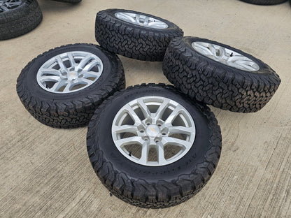 18" Chevy Silverado Suburban Tahoe OEM 5912 wheels rims Yukon Sierra BFG NEW