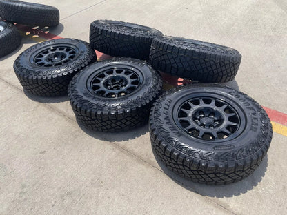 18" AEV SALTA GMC Sierra AT4X Chevy Silverado OEM rims wheels NEW
