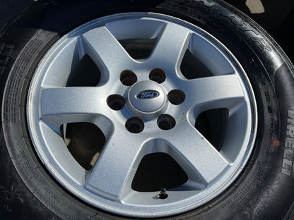 17" Ford F-150 Expedition OEM rims wheels 3661 tires NEW PIRELLI A/T