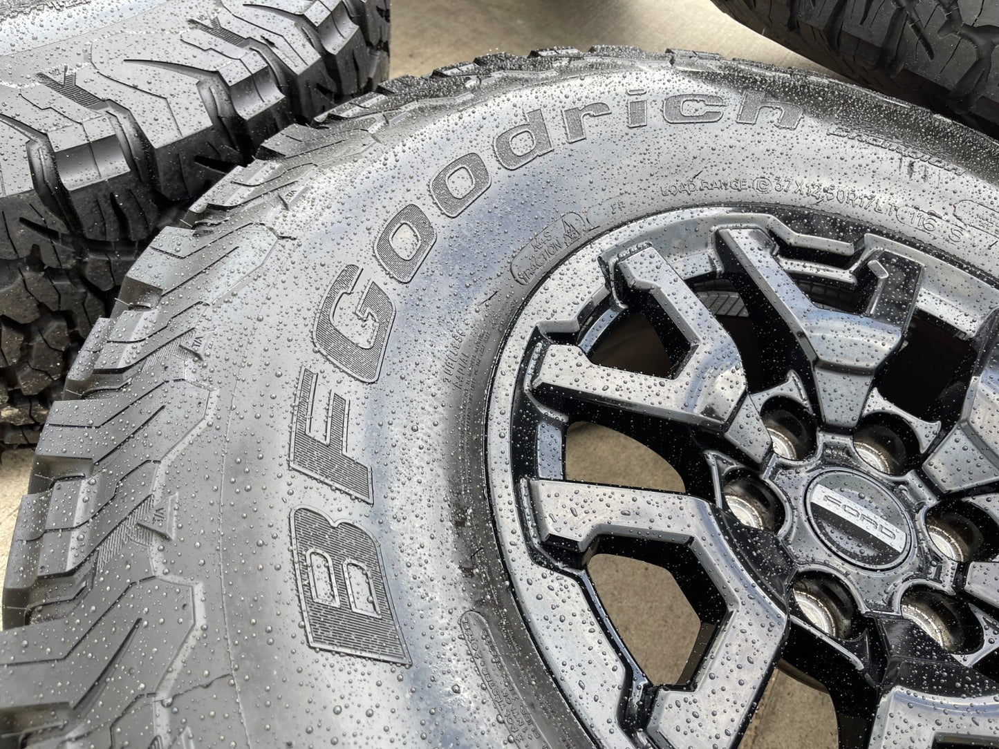 17" Ford F-150 Raptor Bronco OEM 10461 rims wheels 2025 2026 BFG KO2 A/T NEW 37"
