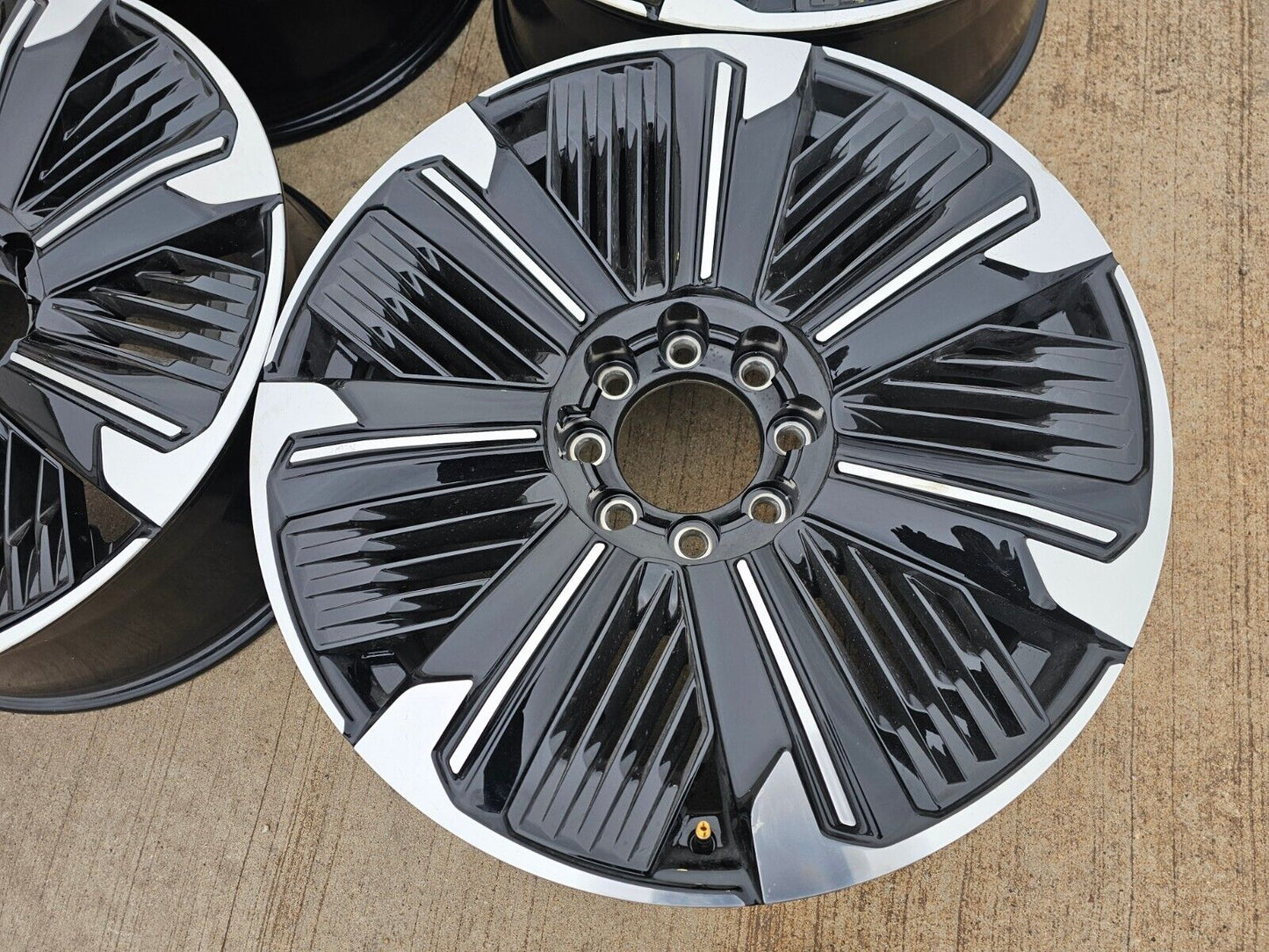 24" Cadillac Escalade IQ EV OEM 8x165 wheels rims Hummer 2500 2023 2024 2025