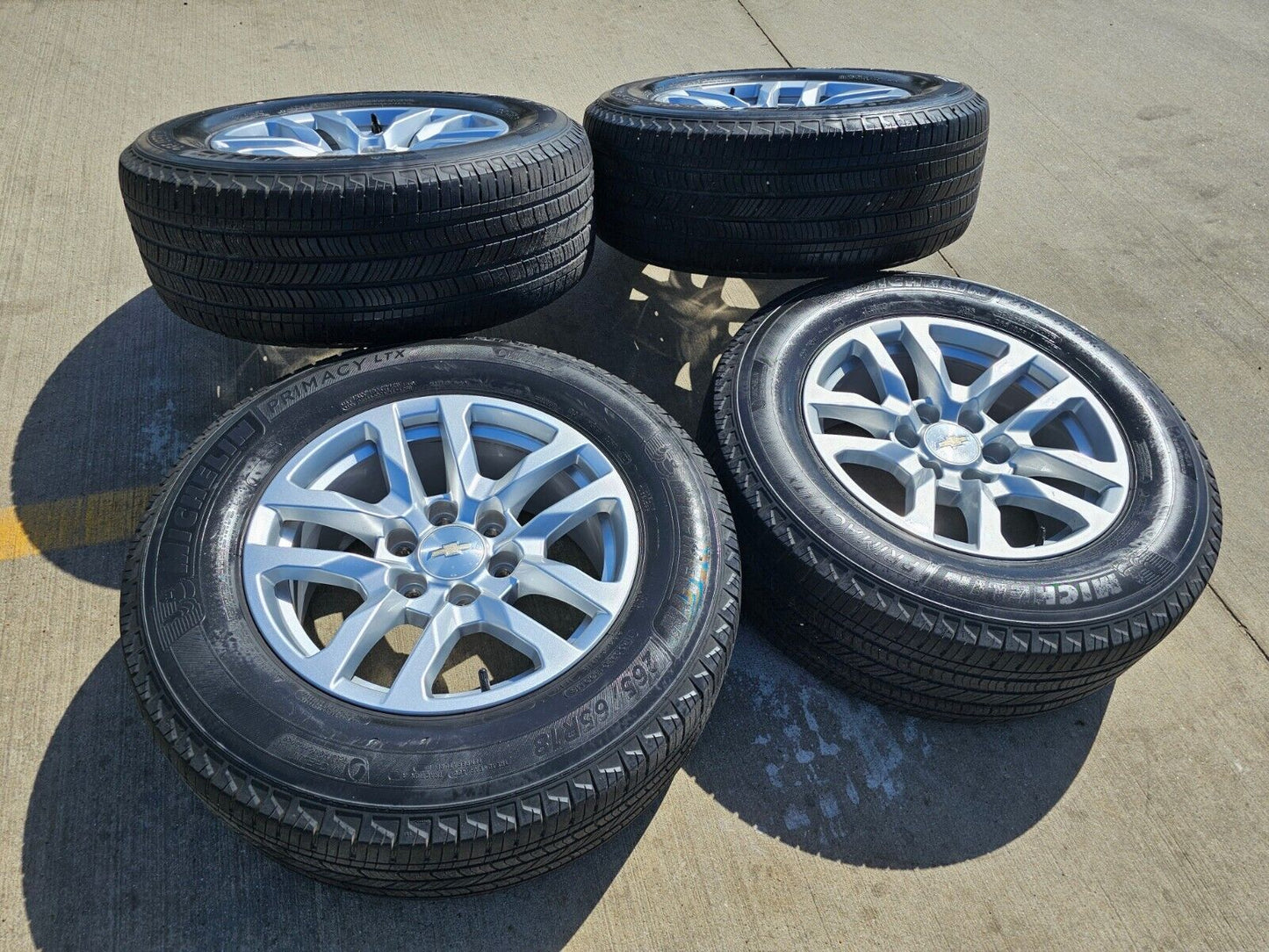 18" Chevy Silverado 1500 Suburban Tahoe OEM 5912 wheels rims GMC MICHELIN