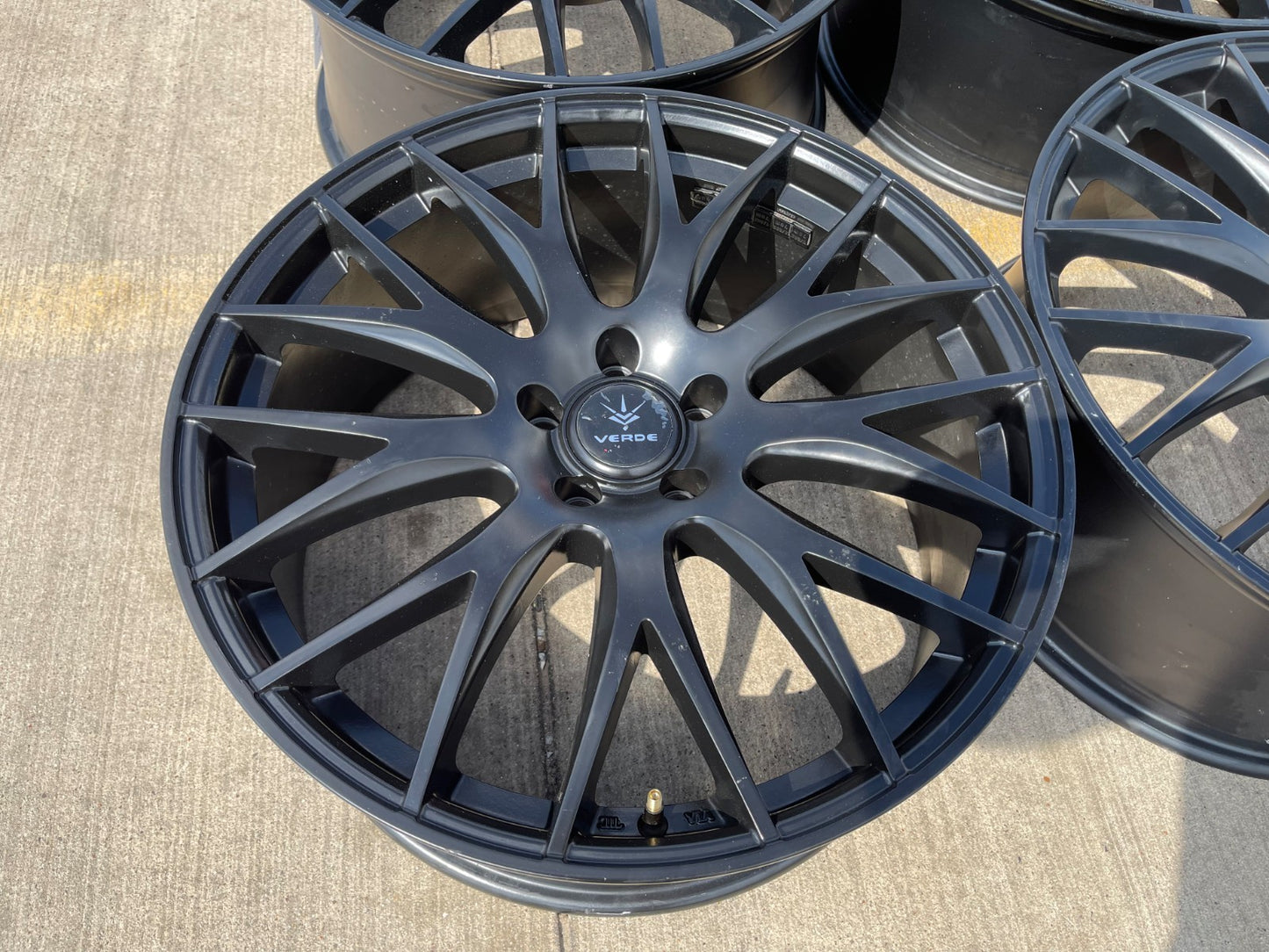 20x8.5 20" Verde Saga V27 wheels rims Audi Q7 Q8 VW Atlas A6 S6 A7 5x112 NEW