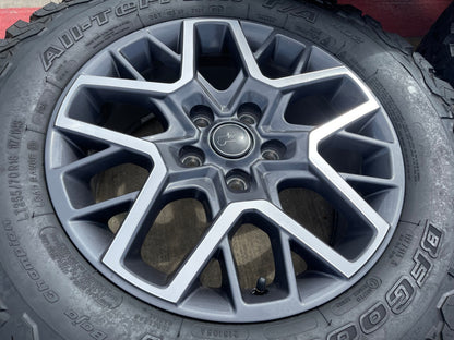 18" Jeep Wrangler Grand Cherokee Gladiator OEM 9331 wheels rims BFG KO2 A/T NEW