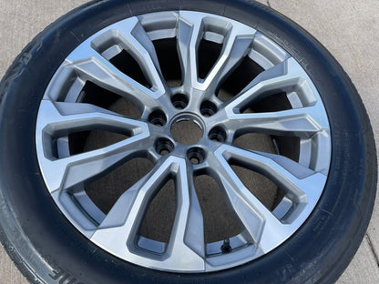 (1) 22" GMC Yukon Sierra DENALI OEM wheel rim 14025 97000 tire BRIDGESTONE