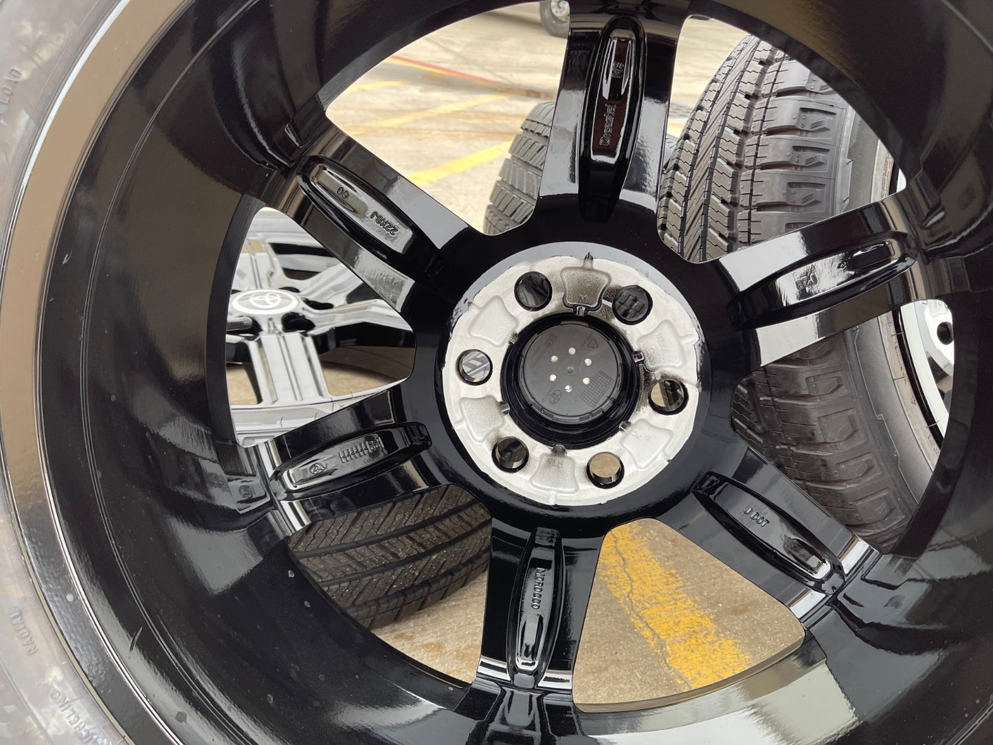 22" Toyota Tundra Sequoia OEM wheels rims 75282 Land Cruiser GX550 MICHELIN NEW