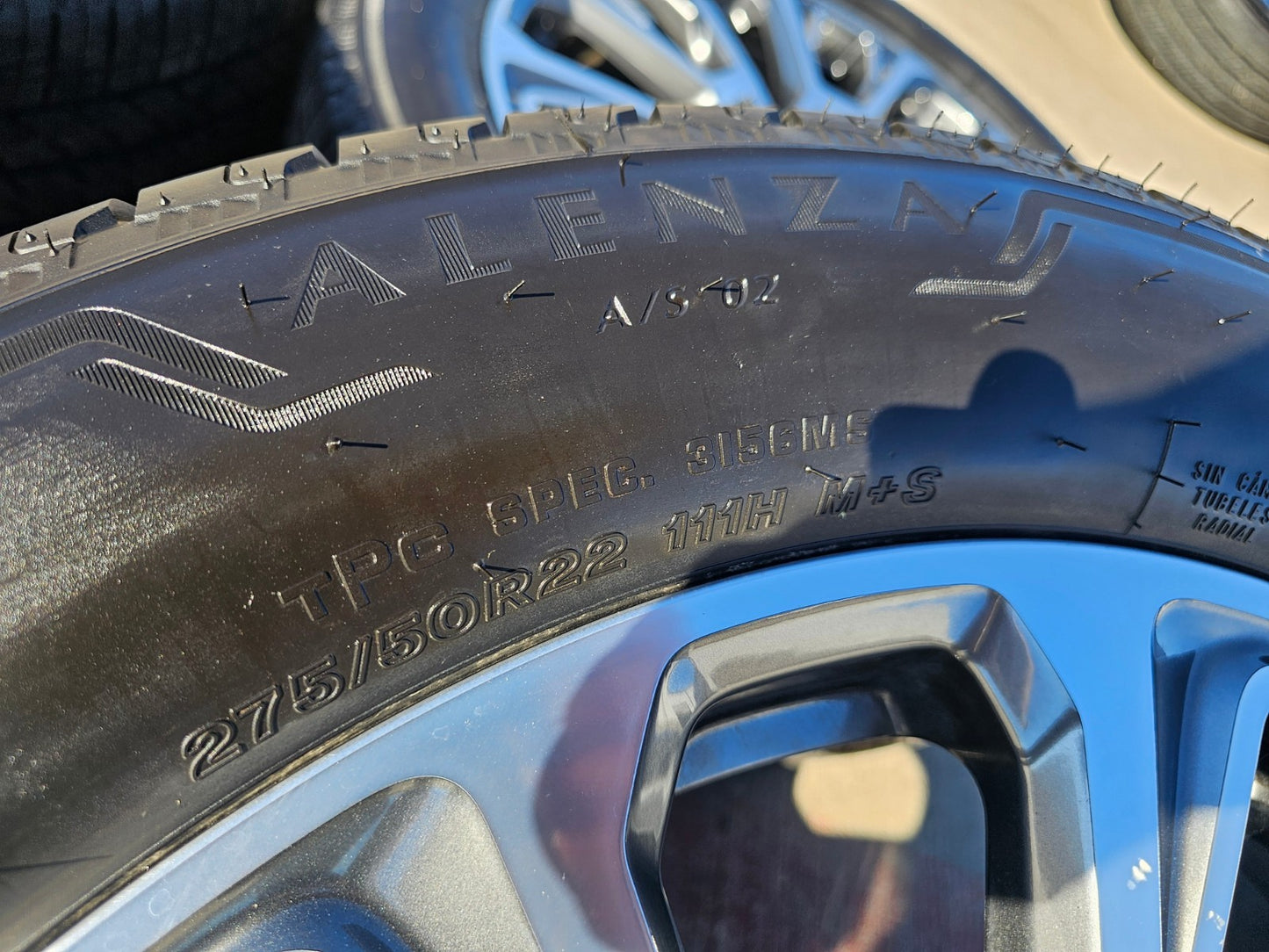 22" GMC Yukon Sierra DENALI OEM wheels rims Tahoe tires 2024 2025 2026 NEW