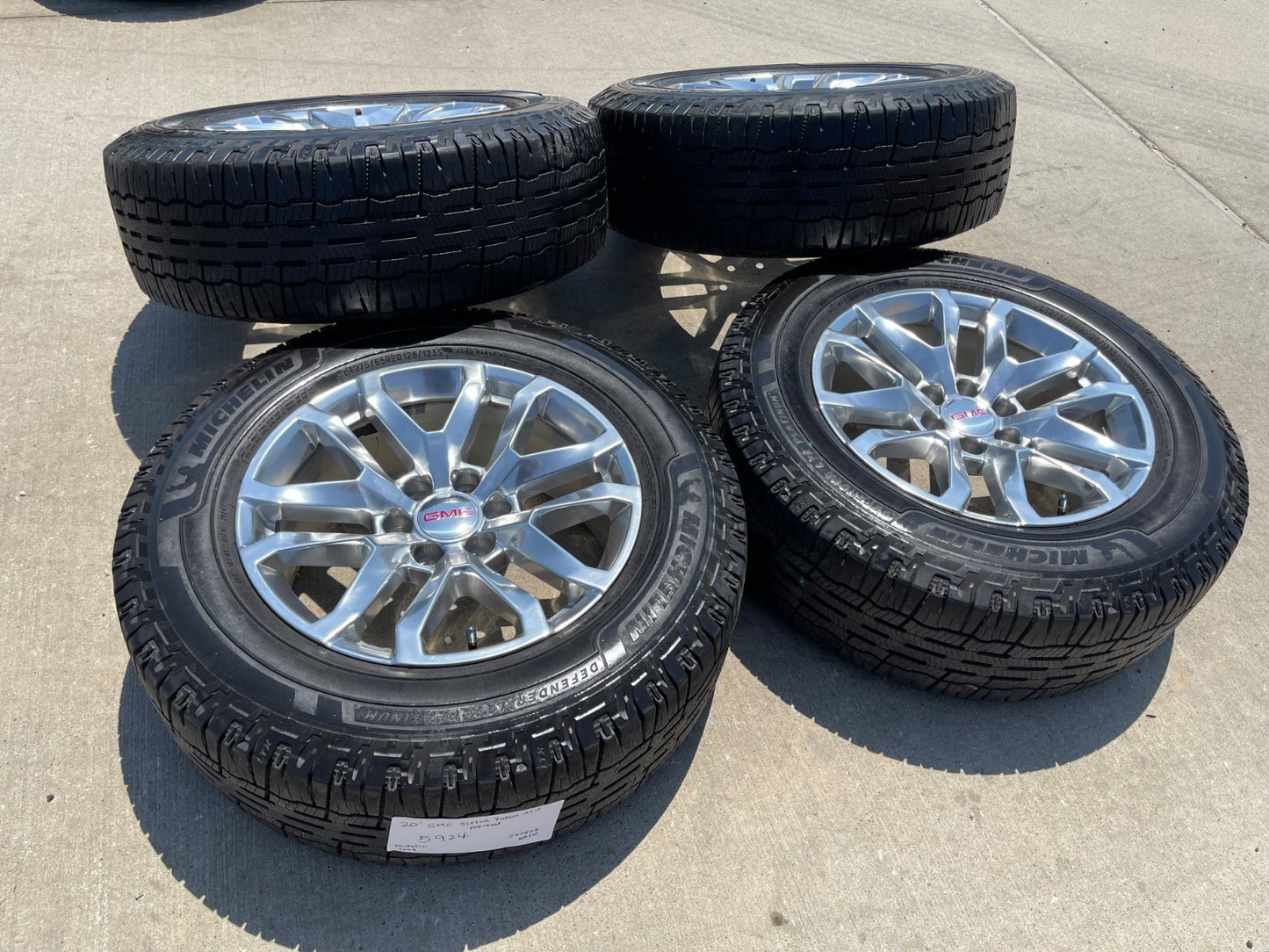 20" GMC Sierra Yukon AT4 Tahoe OEM 5924 wheels rims tires SET MICHELIN